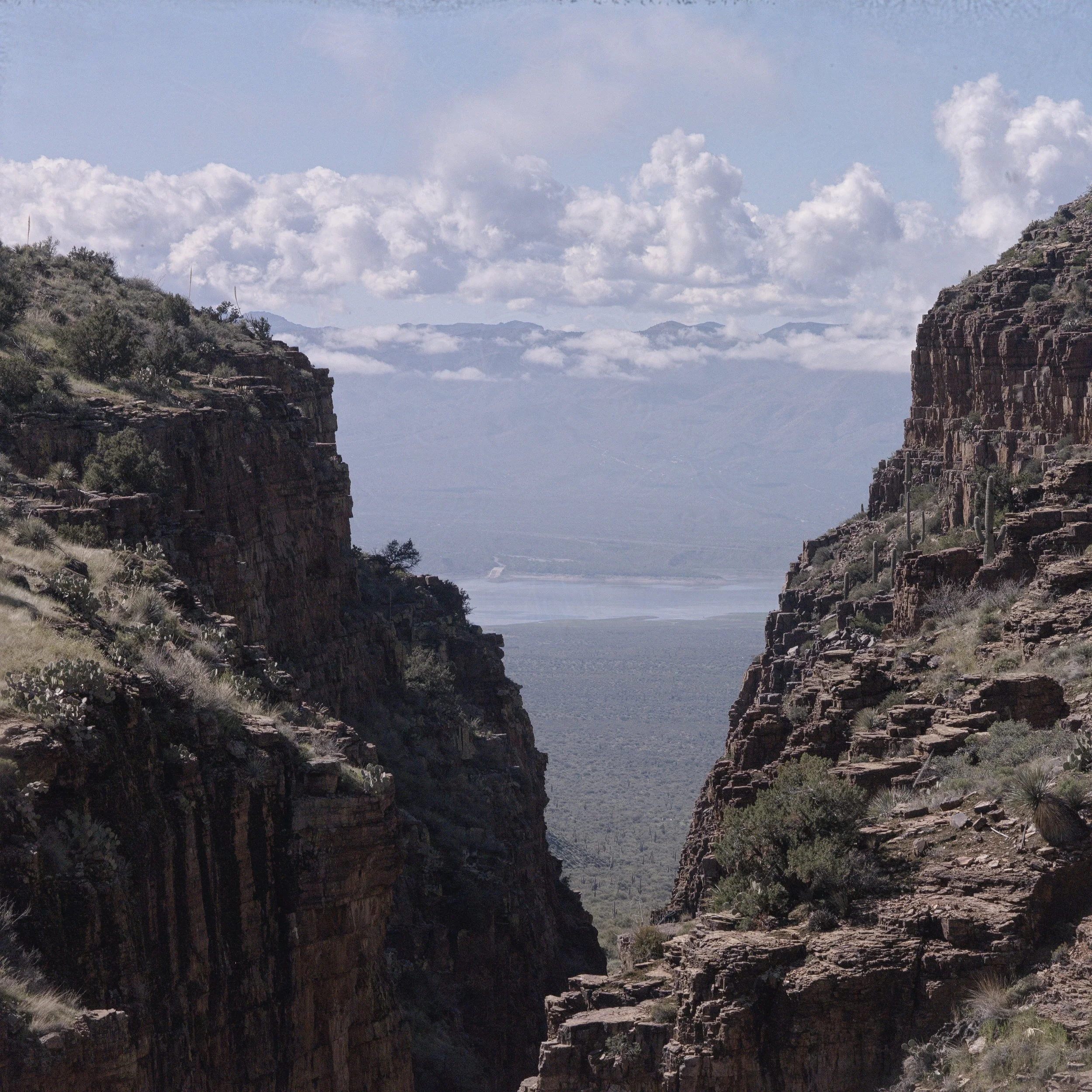 B0010P_0069.jpg