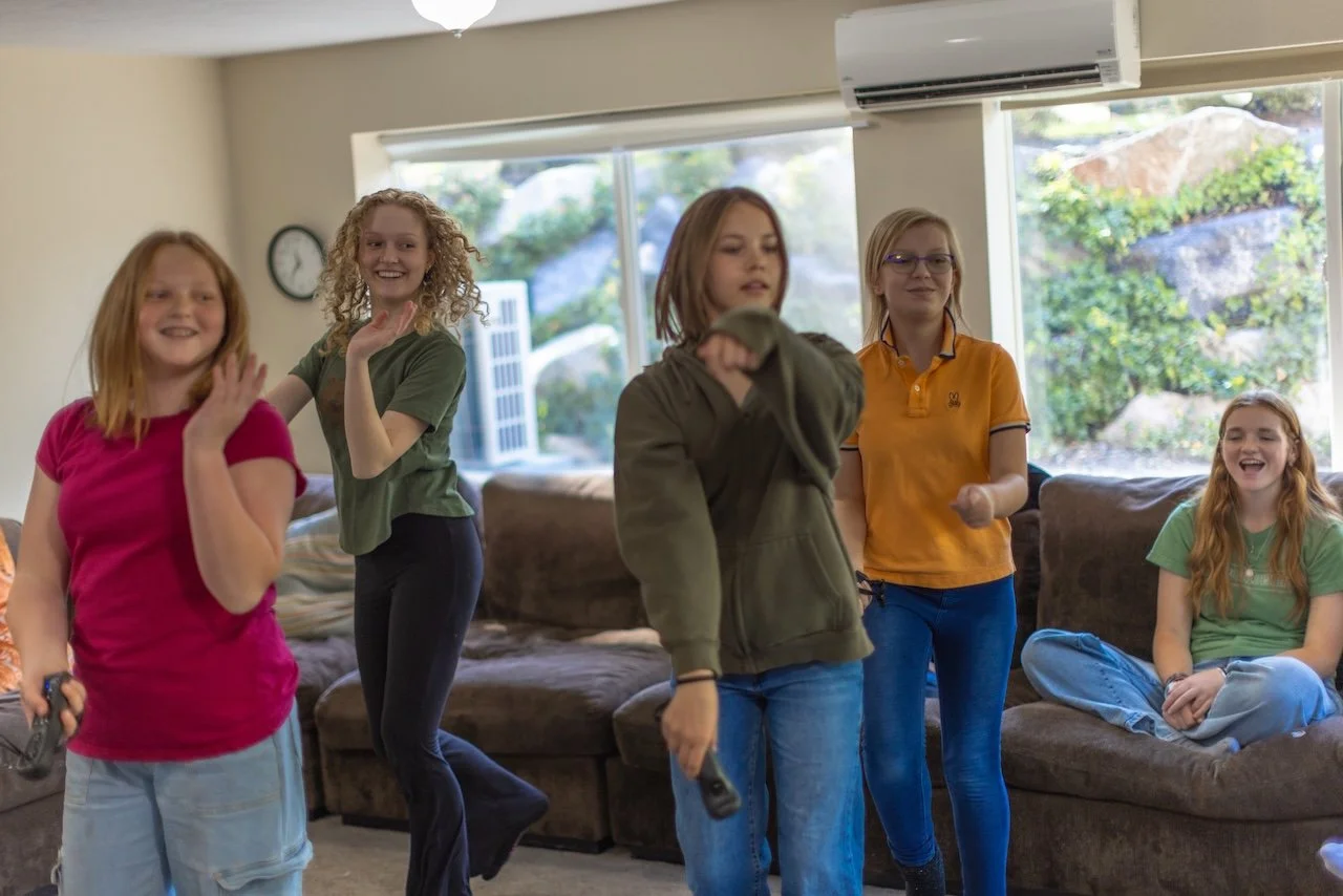 eva-carlston-academy-social-time.jpg