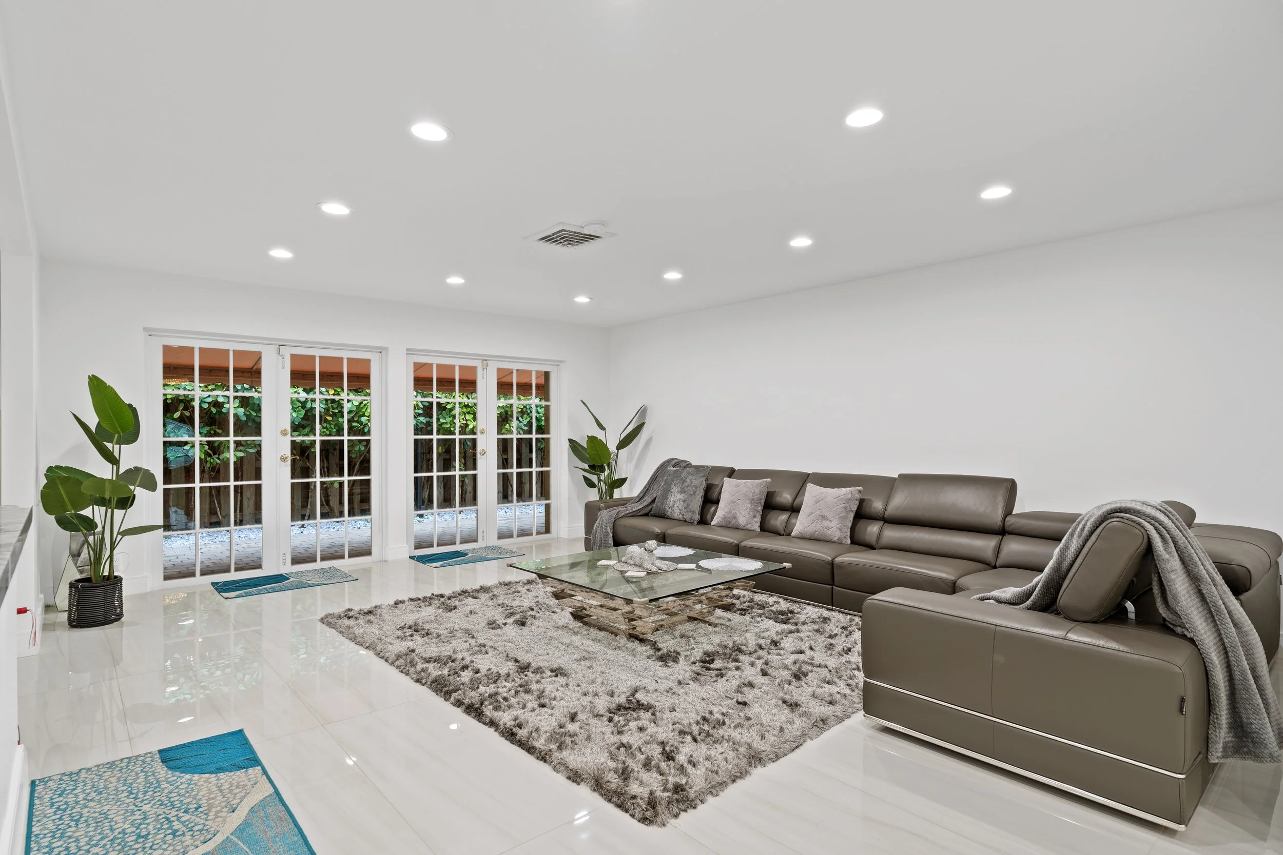 Interior & Exterior Photography