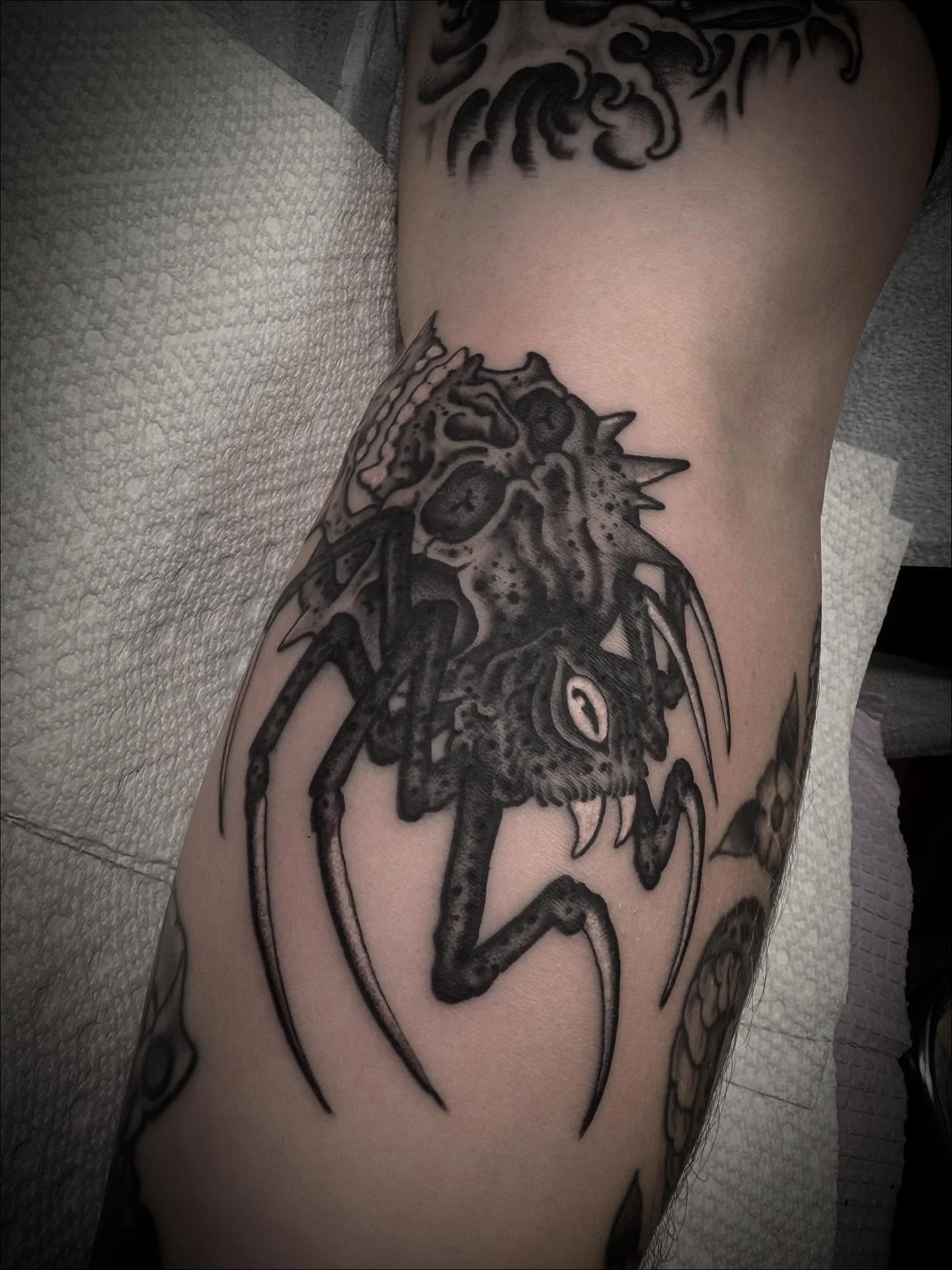 Skull spider. @elmstreettattoo DM TO BOOK