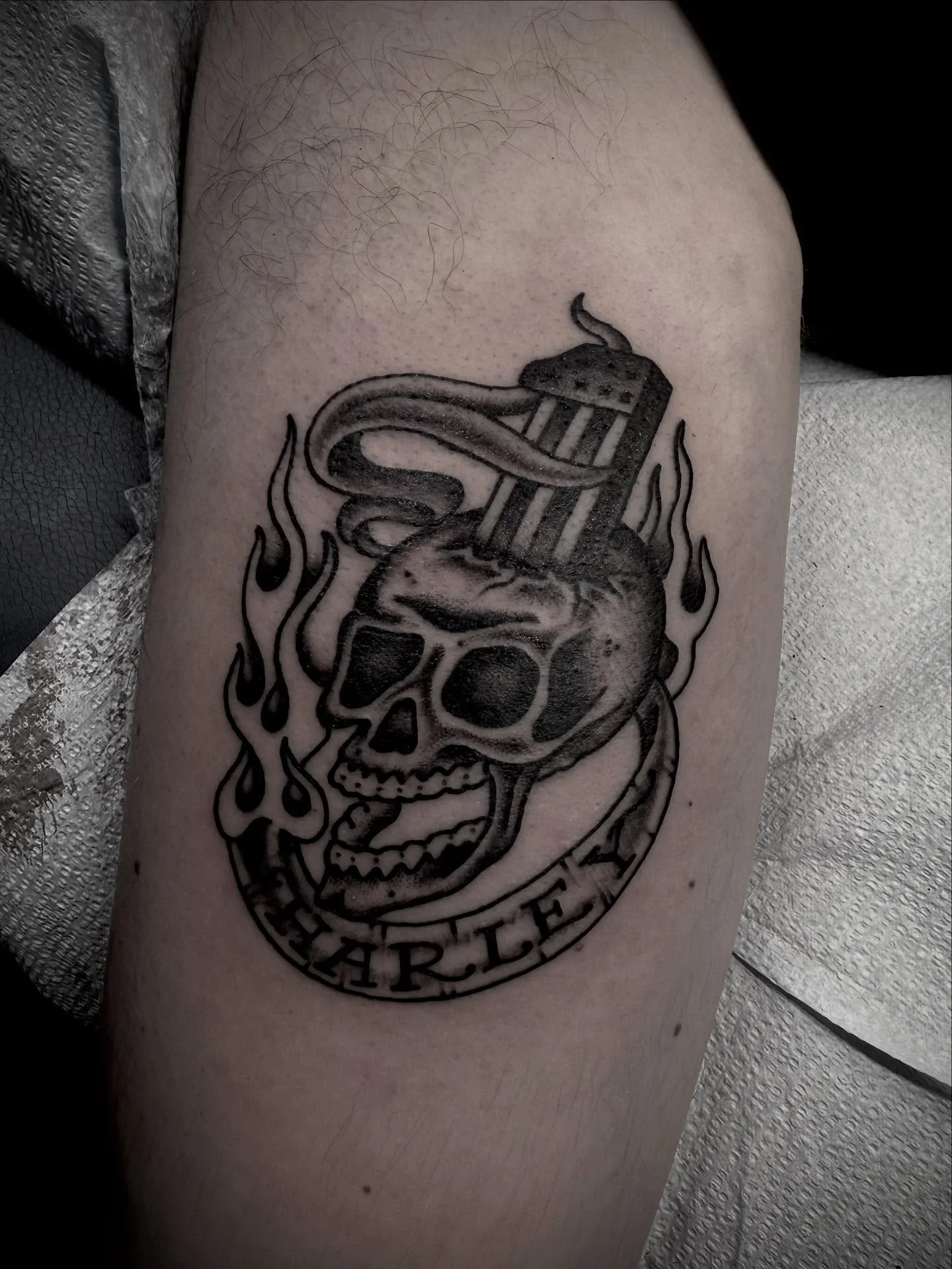 Harley #1. Done @elmstreettattoo Link in Bio to book. #dallastattooartist #dallastattooshop #texastattooartist #southerntattooers #usatattoo #americantattoo #tattoousa #tattootexas #tattoodallas