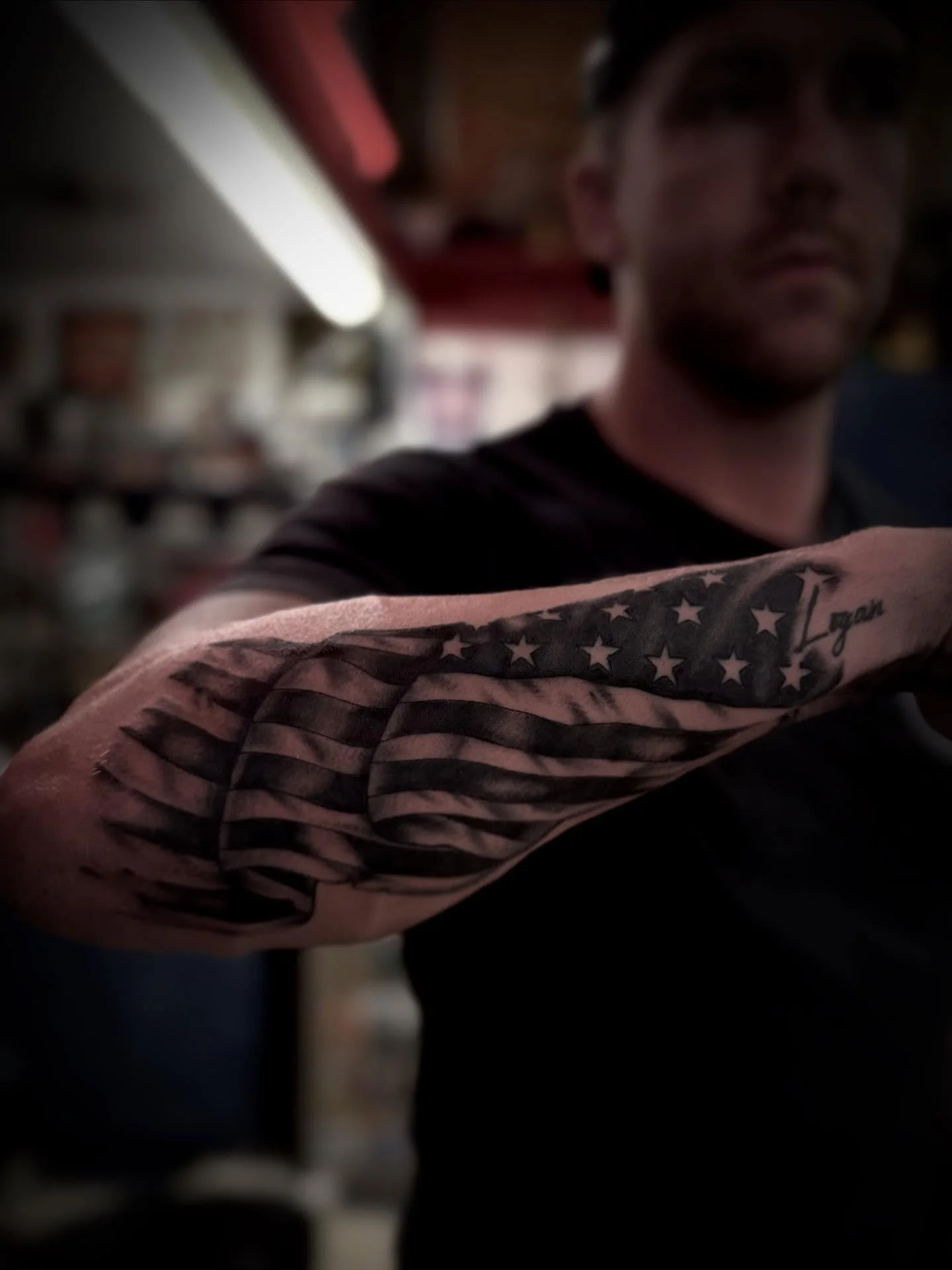 Street shop tattooing of all shapes and sizes. Book your appointment at the link in bio, or walk in Fridays thru Mondays. @elmstreettattoo  #dallastattooartist #dallastattooshop #texastattooartist #southerntattooers #usatattoo #americantattoo #tattoo