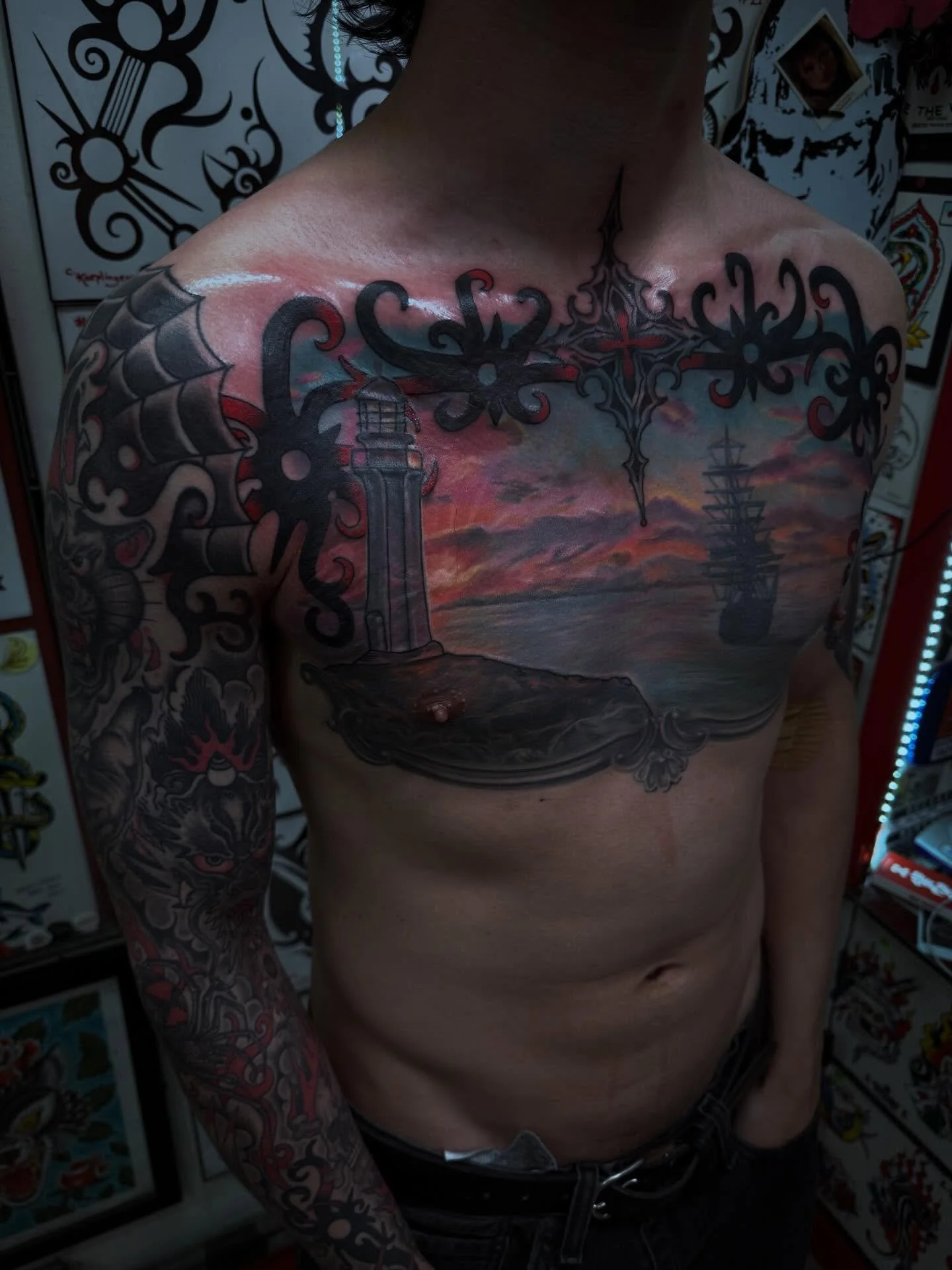 Framework for existing tattoo matching Robert&rsquo;s sleeve. Always looking to do more mashups like this. Done @elmstreettattoo DM OR visit the LINK IN BIO to book. #traditionaltattoo #americantraditional #tattooart #tattooartist #tattoos