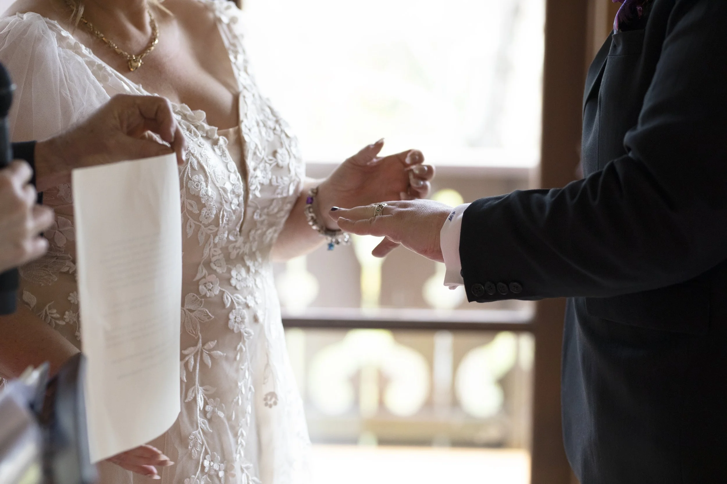 Alison & Simon's Wedding at Chateau Wyuna in Mount Evelyn