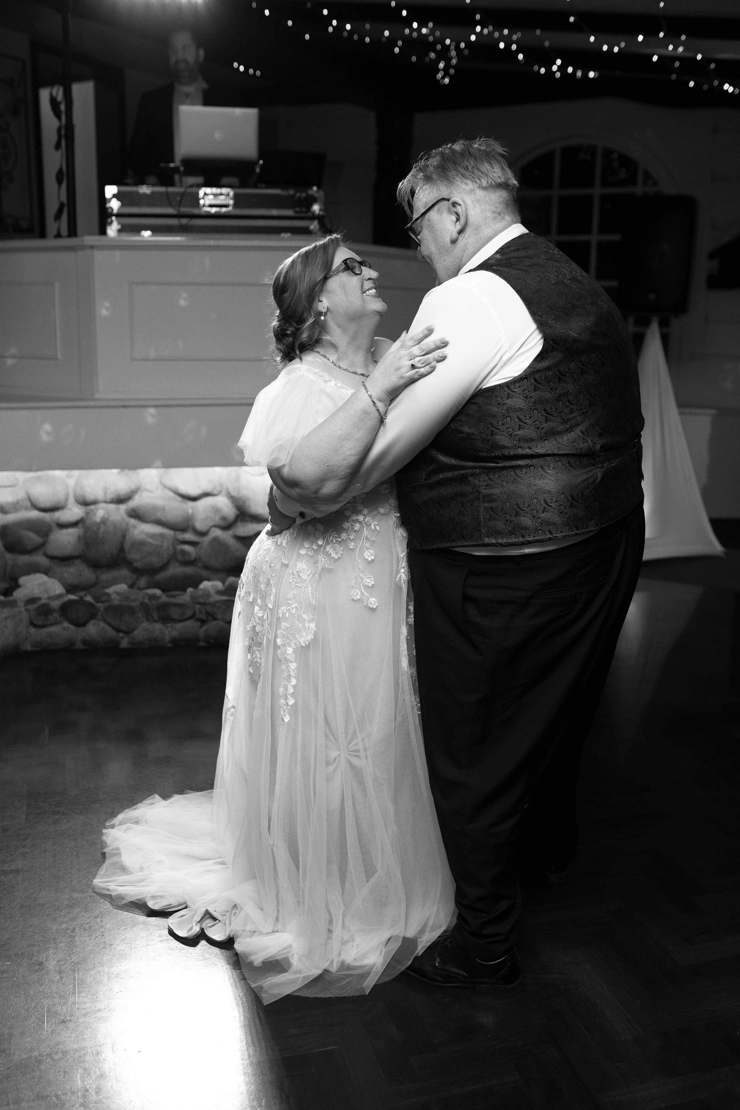Alison & Simon's Wedding at Chateau Wyuna in Mount Evelyn
