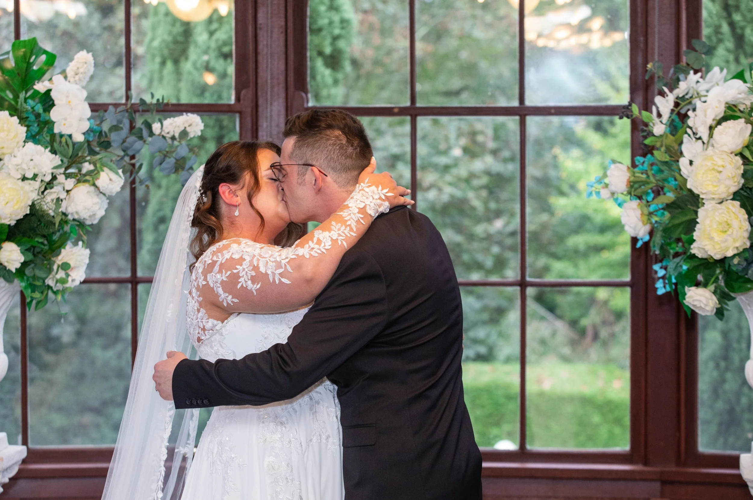 Tiffany & Luke’s Wedding at Marybrooke Manor