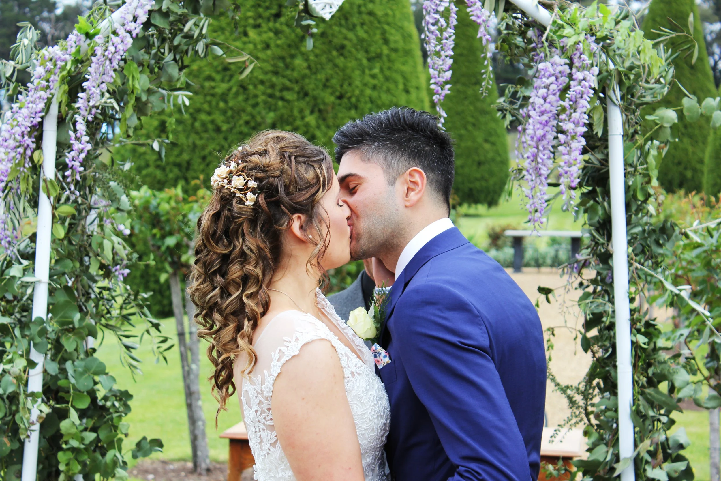 Amelia & Andrew's Wedding at Lancemore Lindenderry at Red Hill on the Mornington Peninsula 