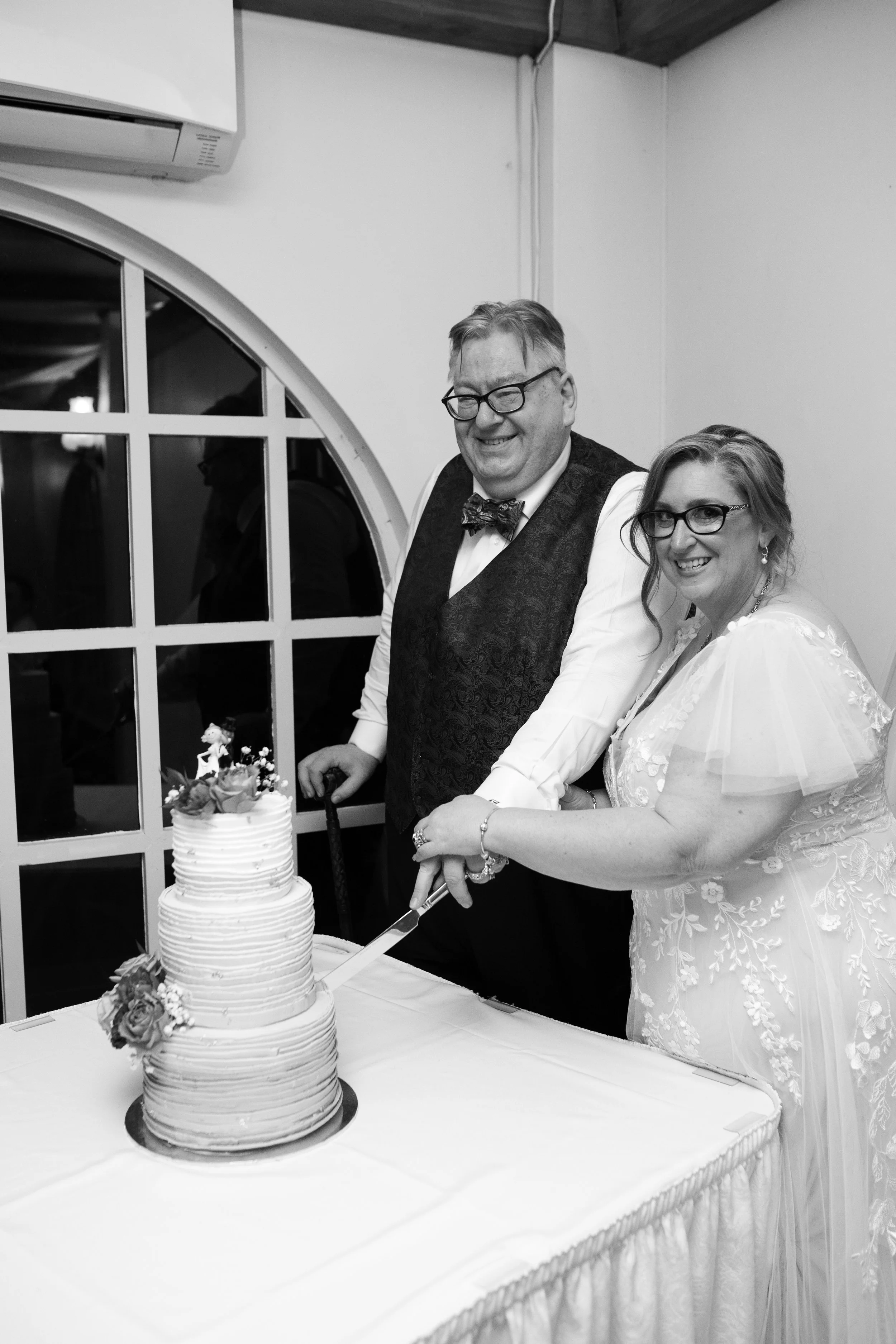 Alison & Simon's Wedding at Chateau Wyuna in Mount Evelyn