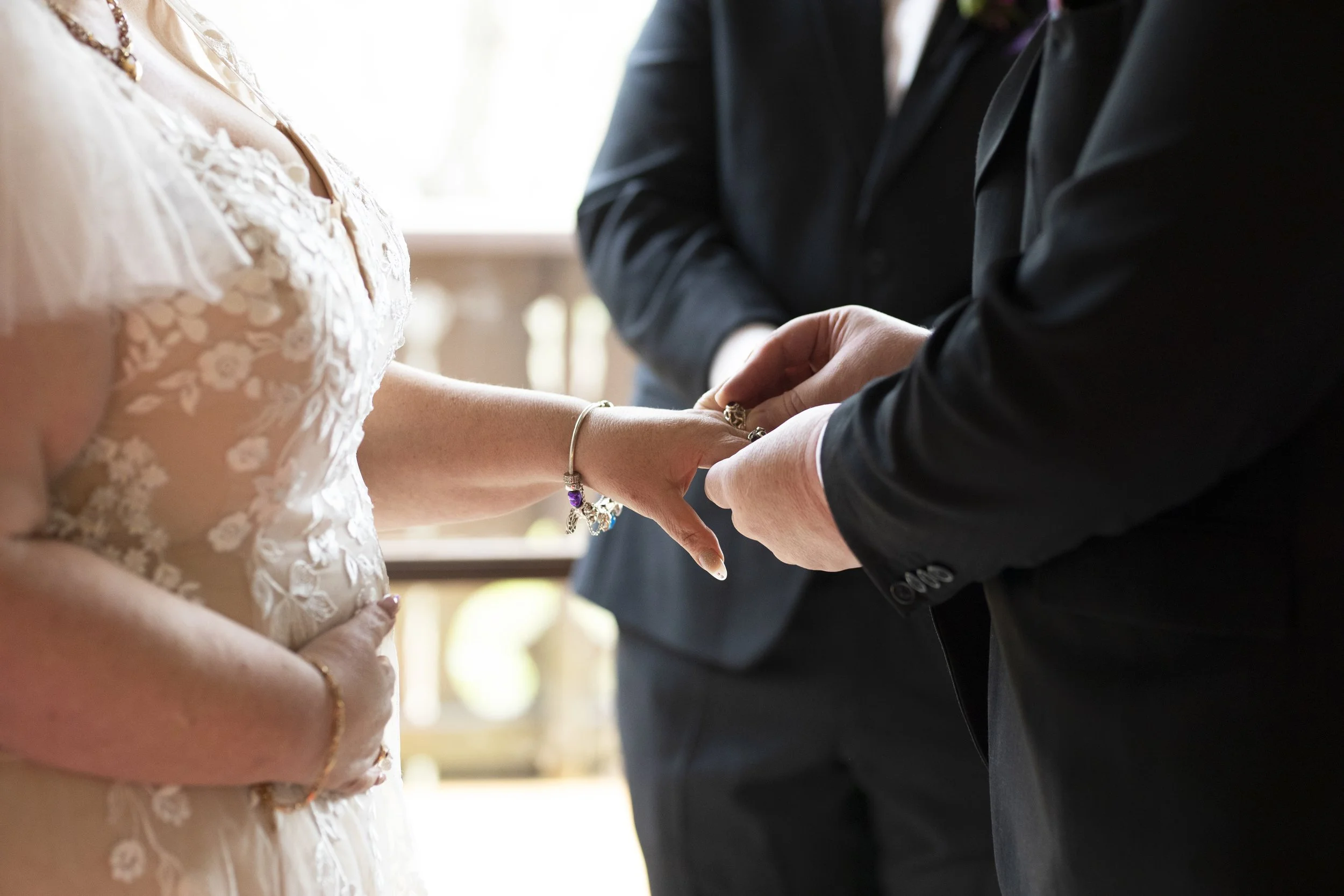 Alison & Simon's Wedding at Chateau Wyuna in Mount Evelyn