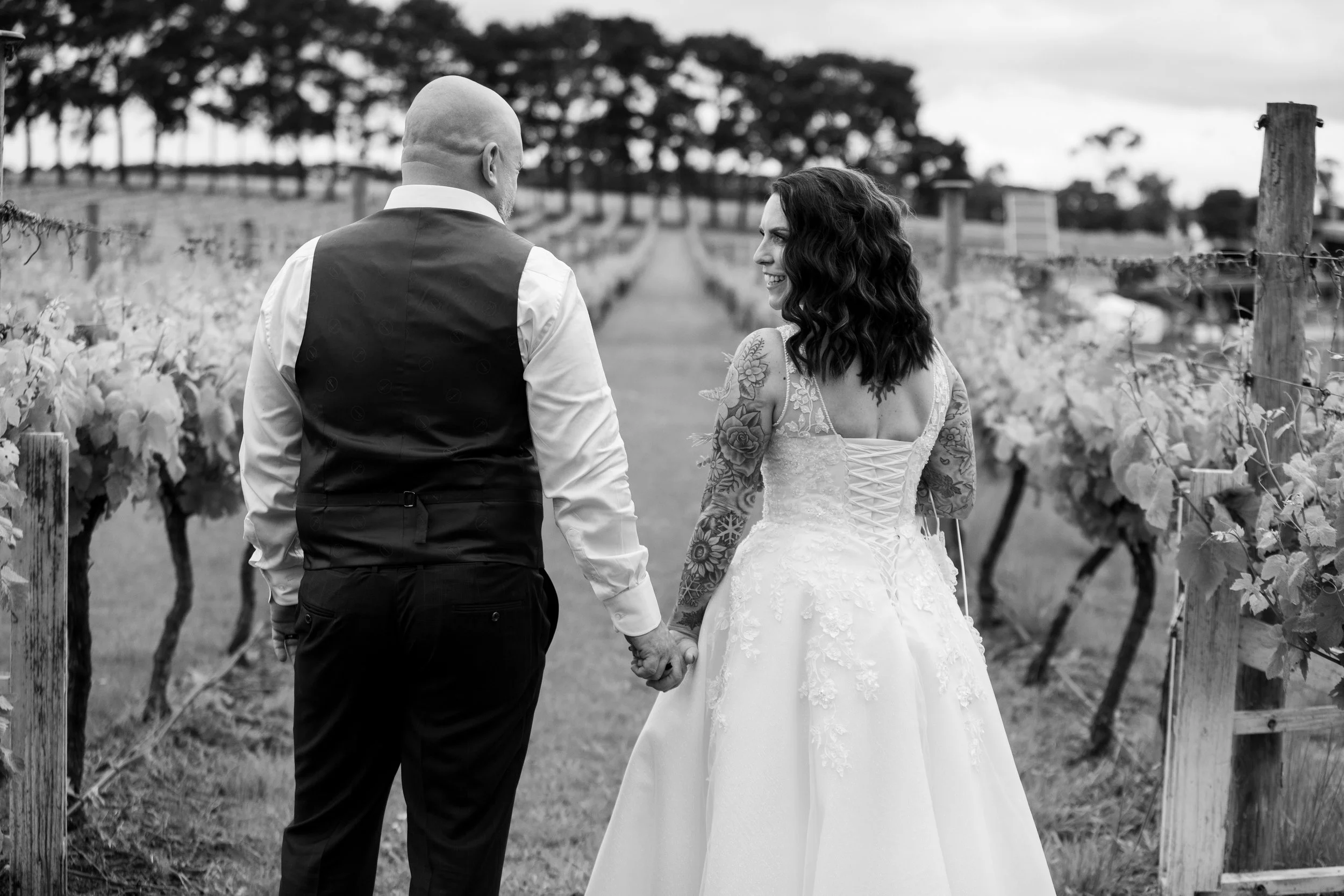 Anne & Ky's Wedding Highlight B&W 30.jpg