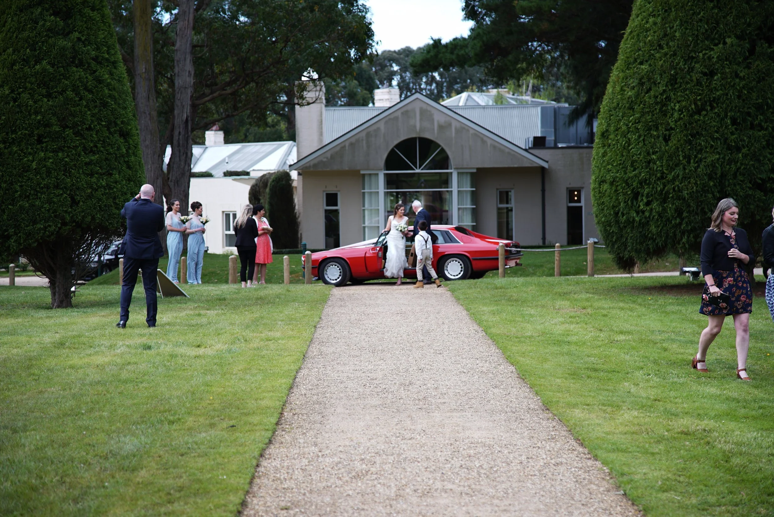 Amelia & Andrew's Wedding at Lancemore Lindenderry at Red Hill on the Mornington Peninsula 