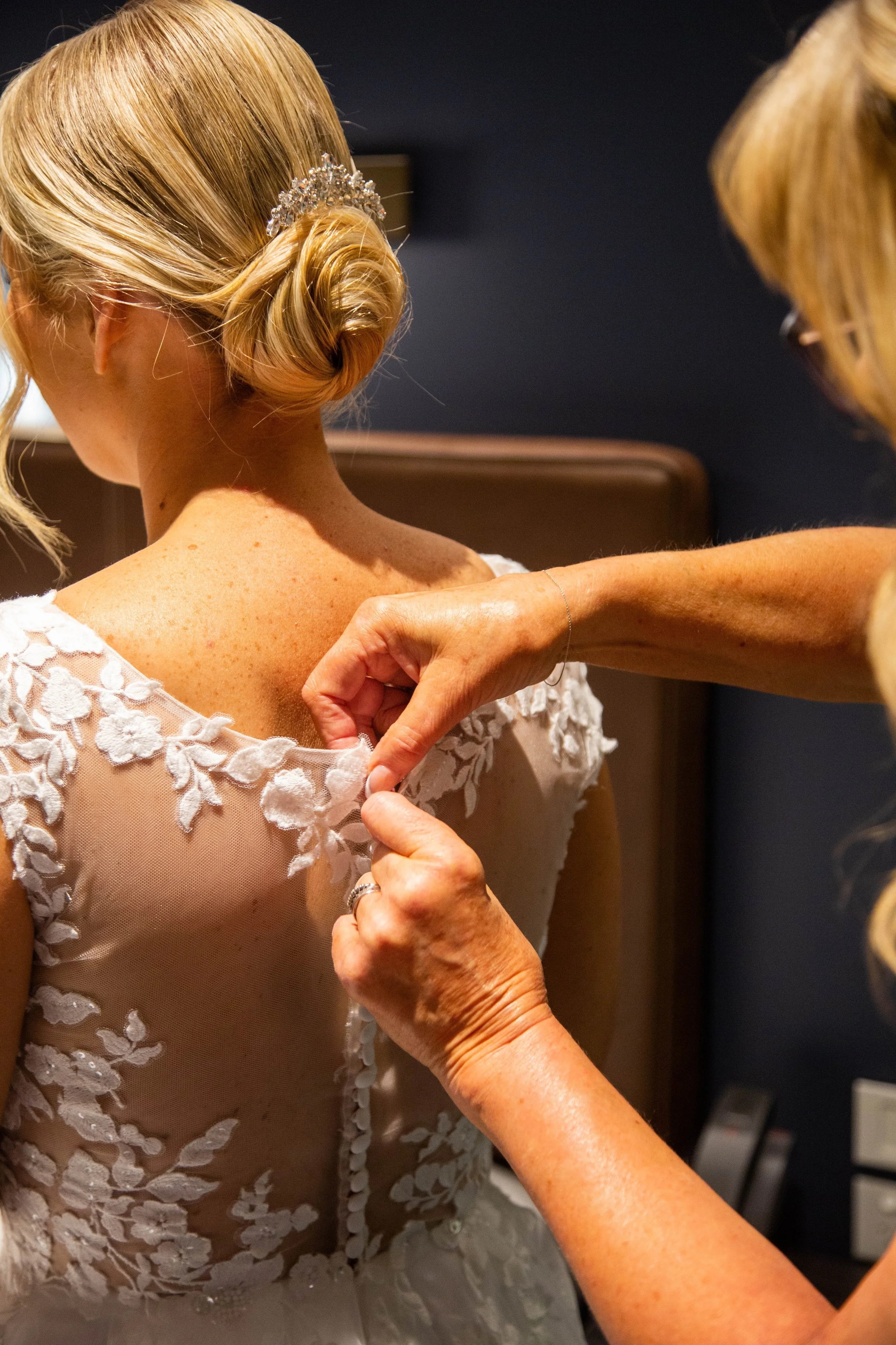 Kayla & Ben’s Wedding - Getting Ready at Rydges Hotel in Ringwood 