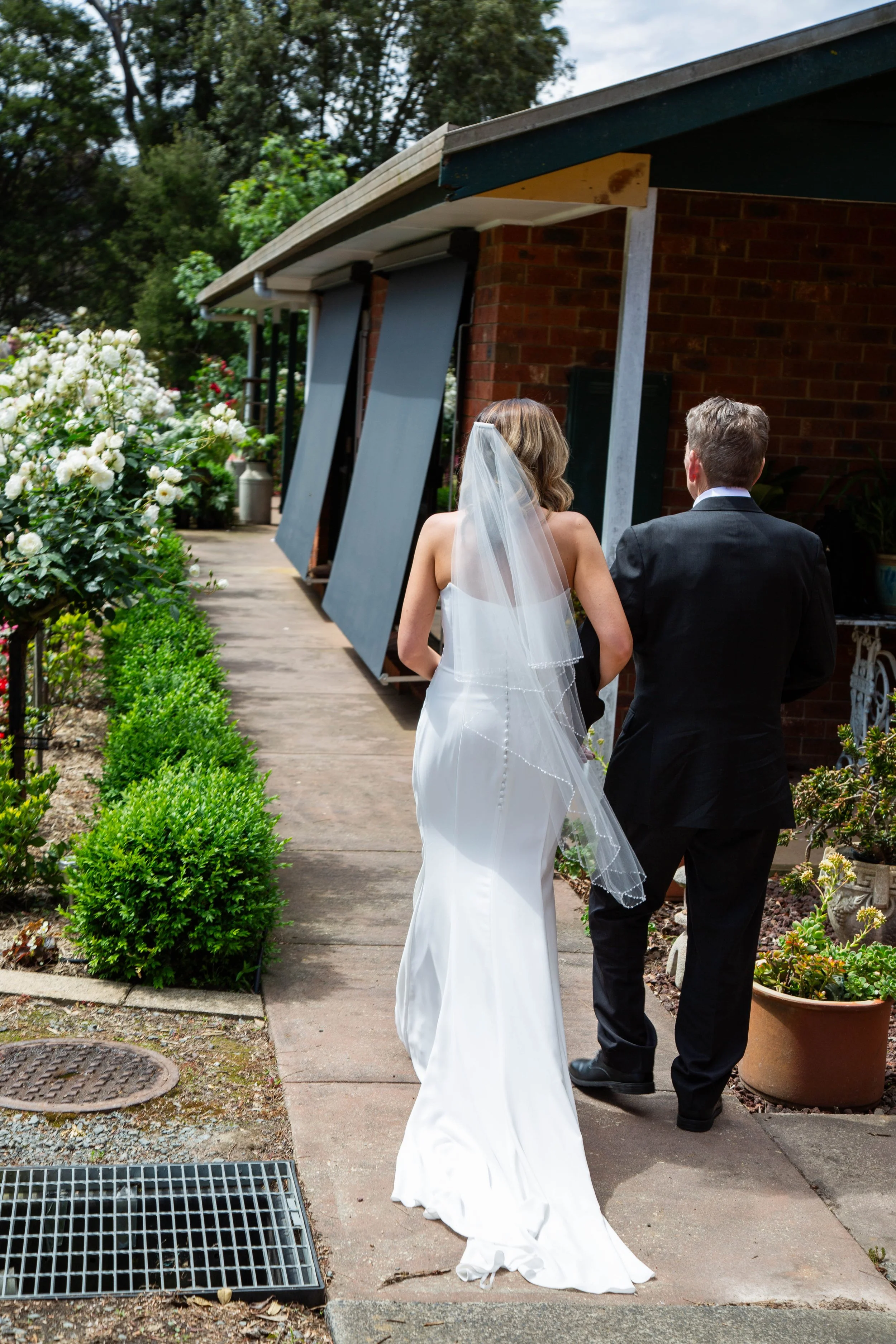 Tara & Scott’s Wedding - Ceremony in Somerville, Photo Shoot in Bonbeach & Reception at Mordialloc Life Saving Club