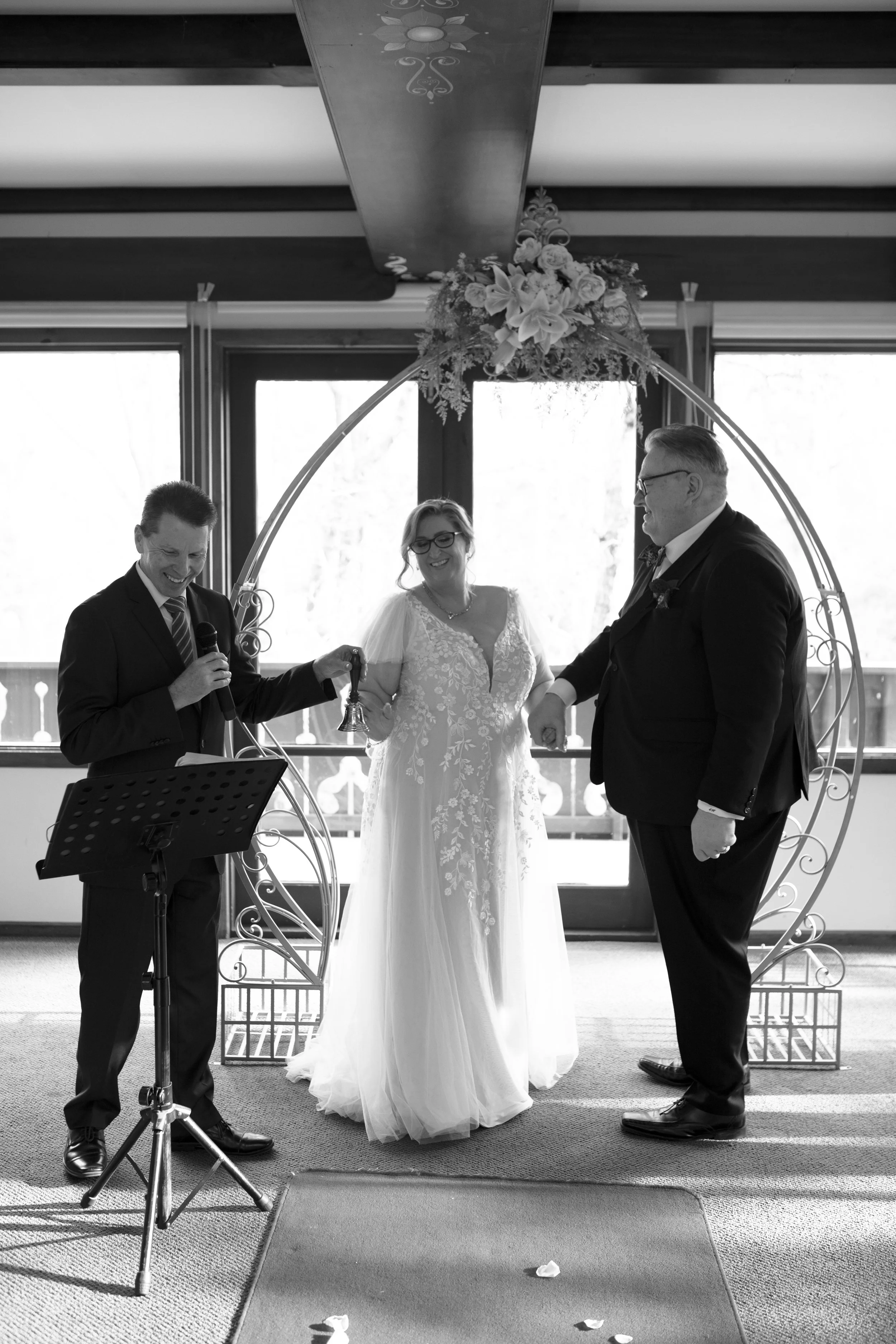 Alison & Simon's Wedding at Chateau Wyuna in Mount Evelyn