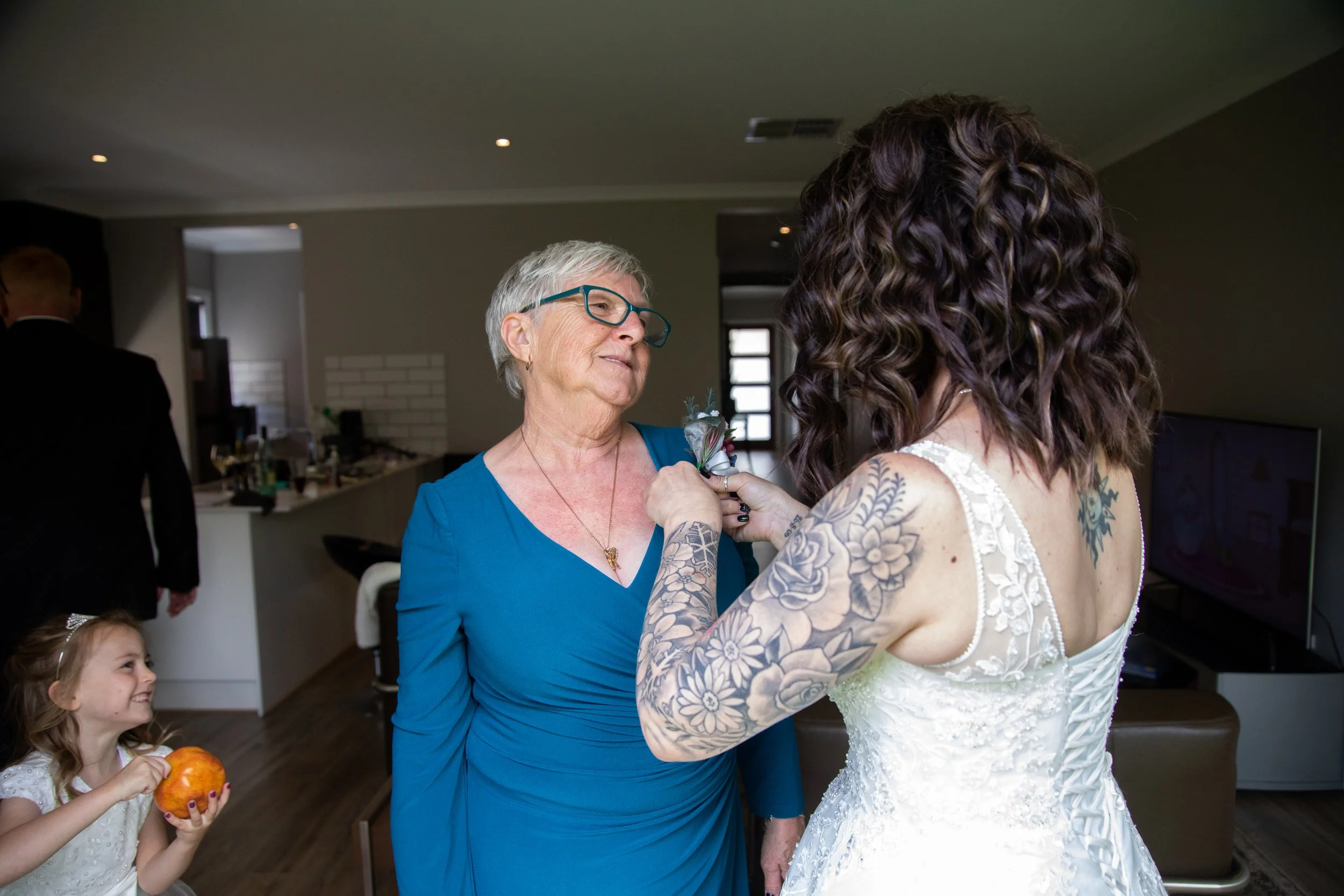 Anne & Ky's Wedding at One Day Estate in Curlewis 