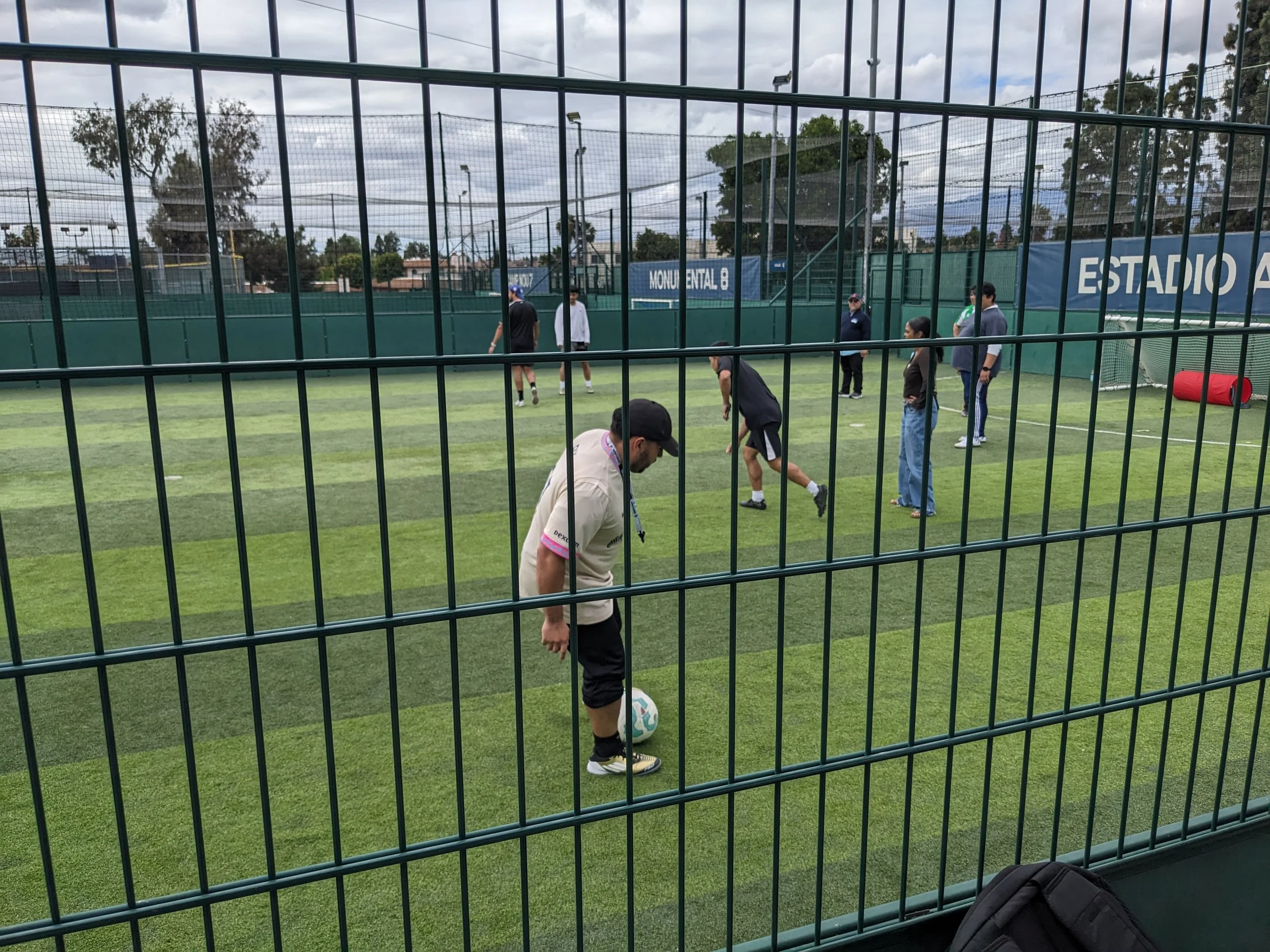 PXL_20260412_210804649.RAW-01.COVER.jpg