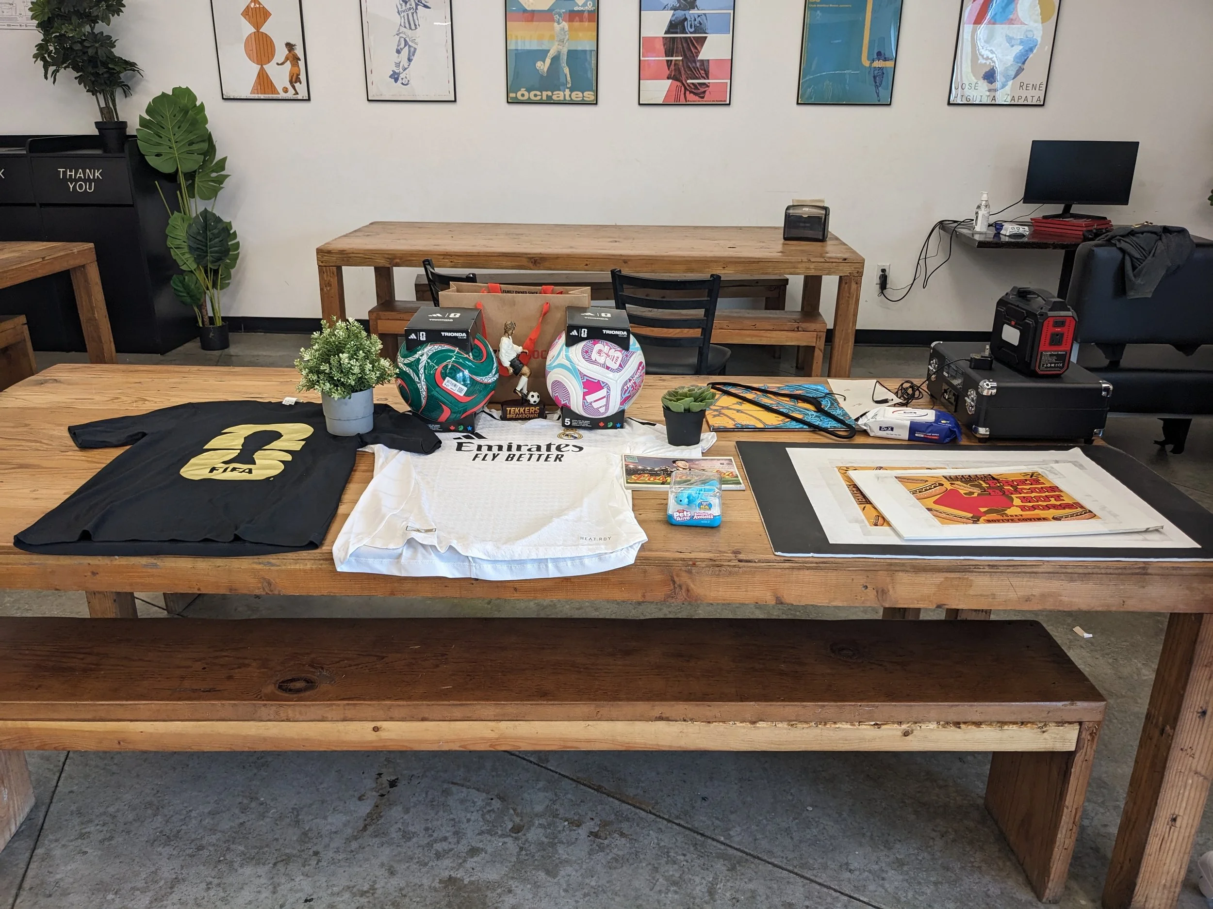 PXL_20260412_201958104.RAW-01.COVER.jpg