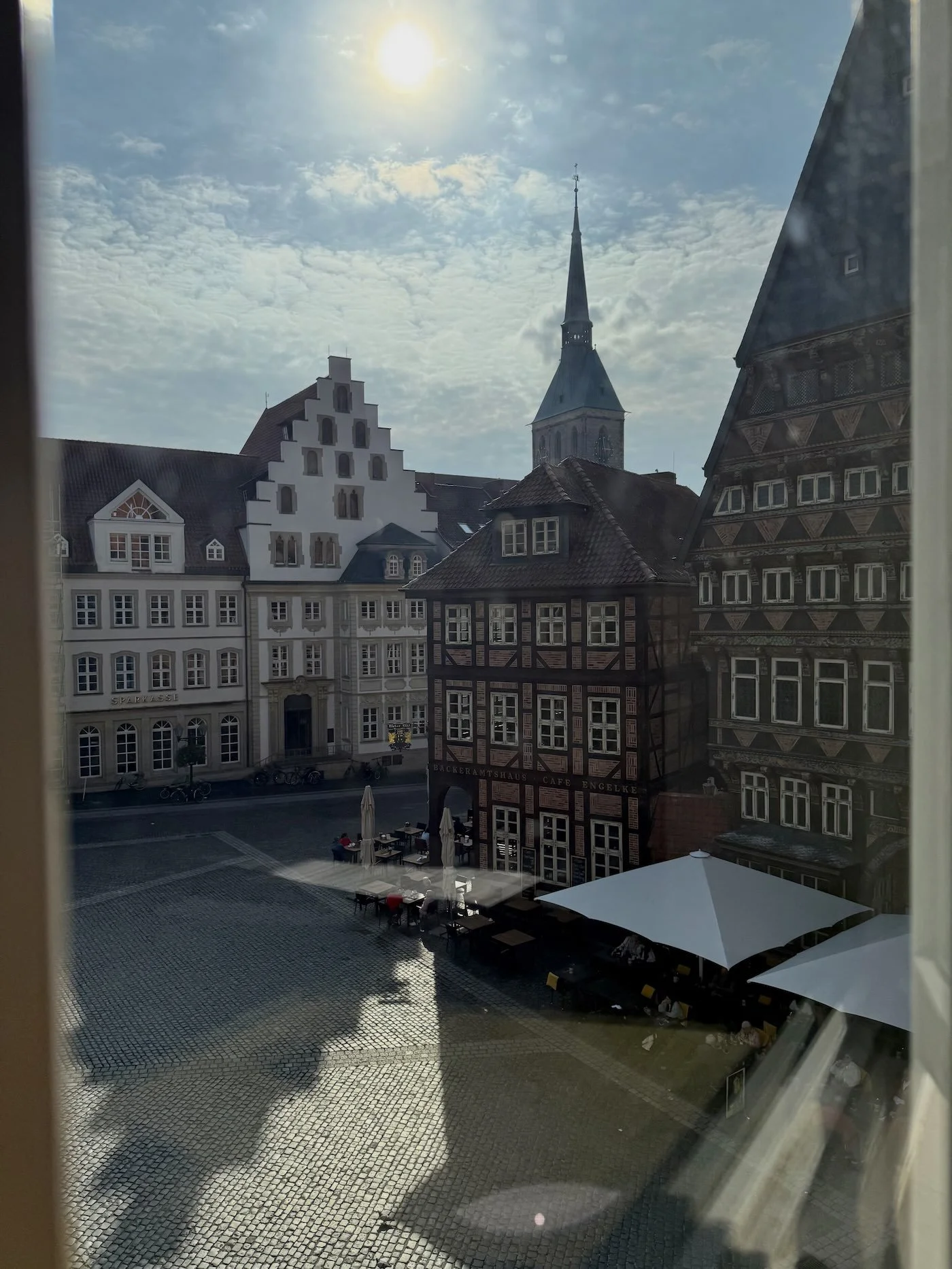 DE-Hildesheim_Van-der-Valk-Hotel_city-view_portrait.jpg