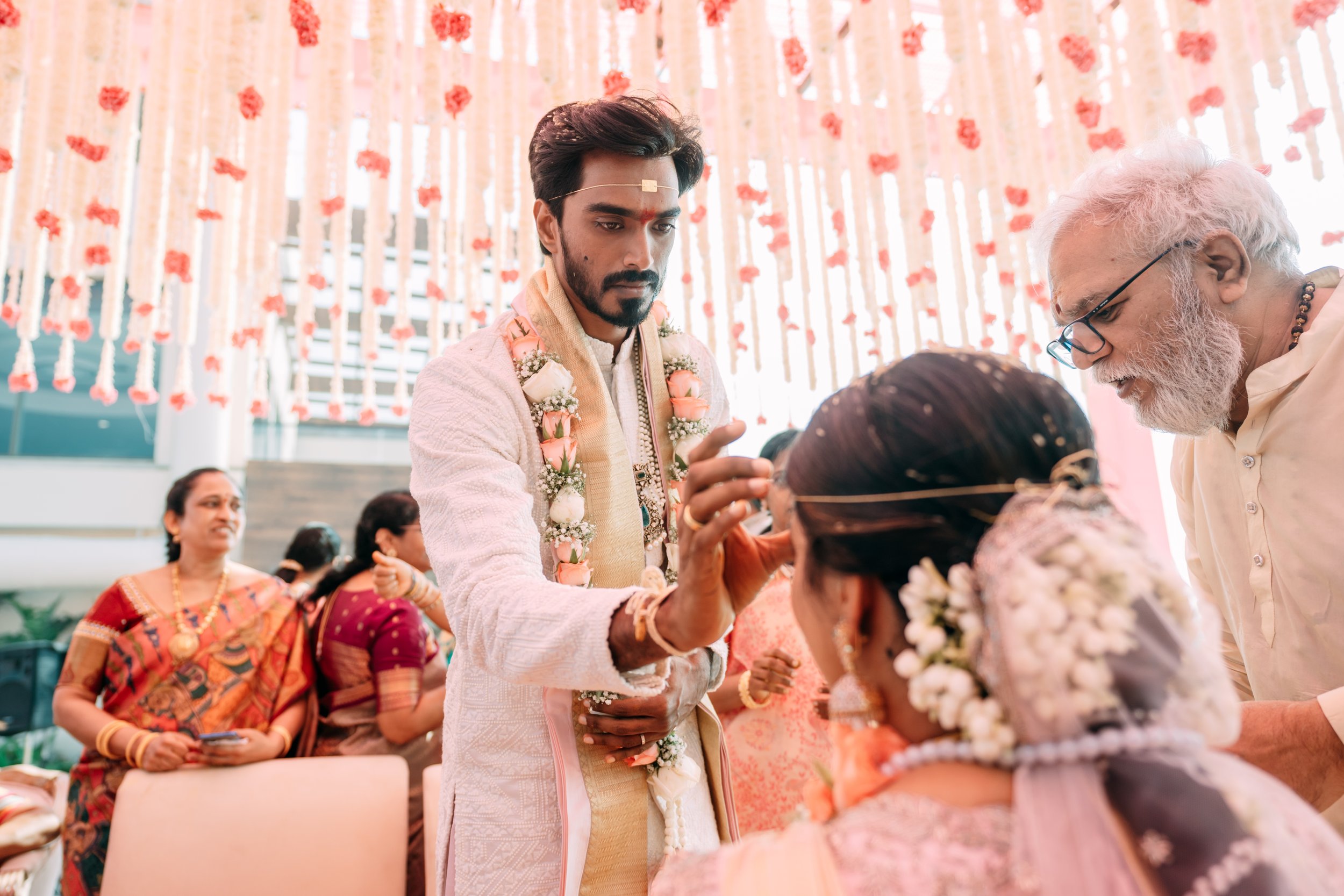 MEG+KOV_PM17395 .JPG