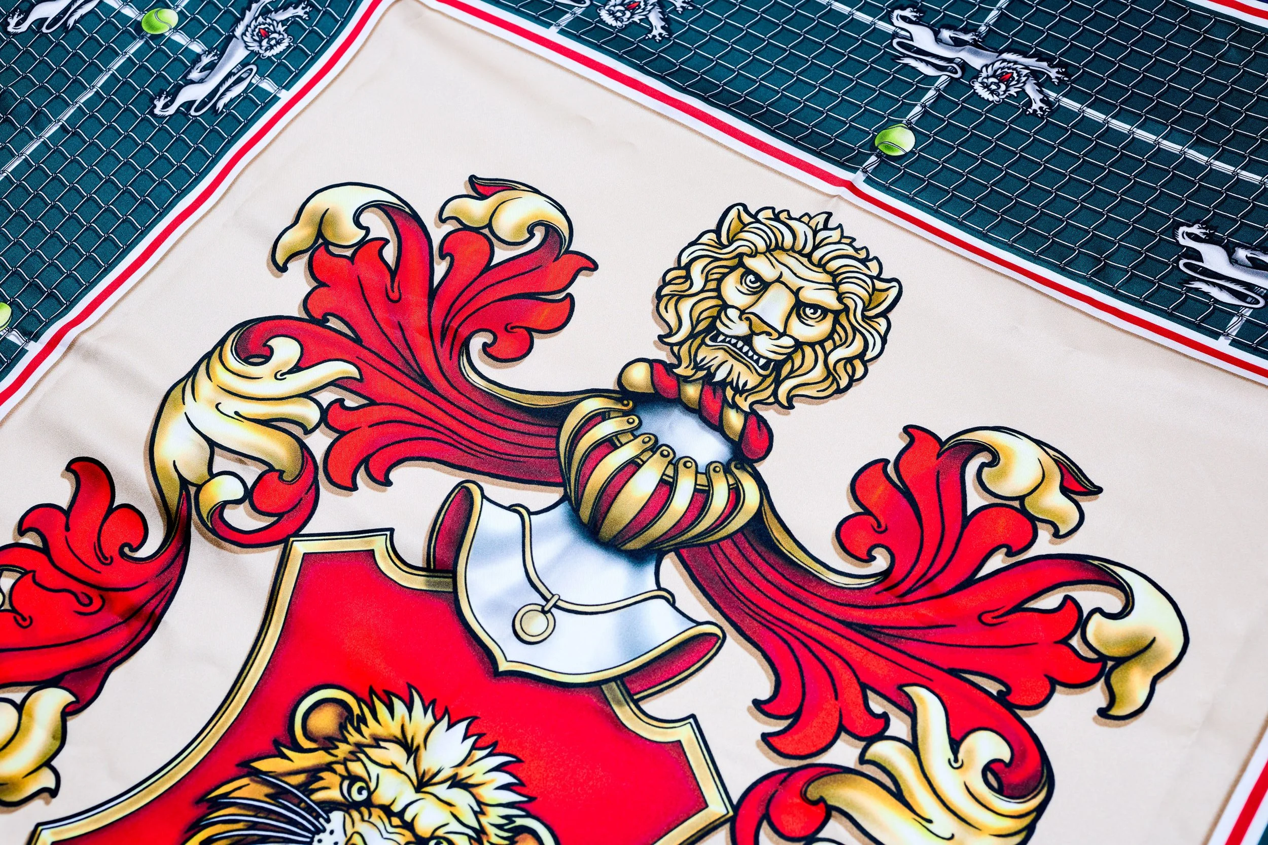 complex heraldic crest for the Court of Tenacity