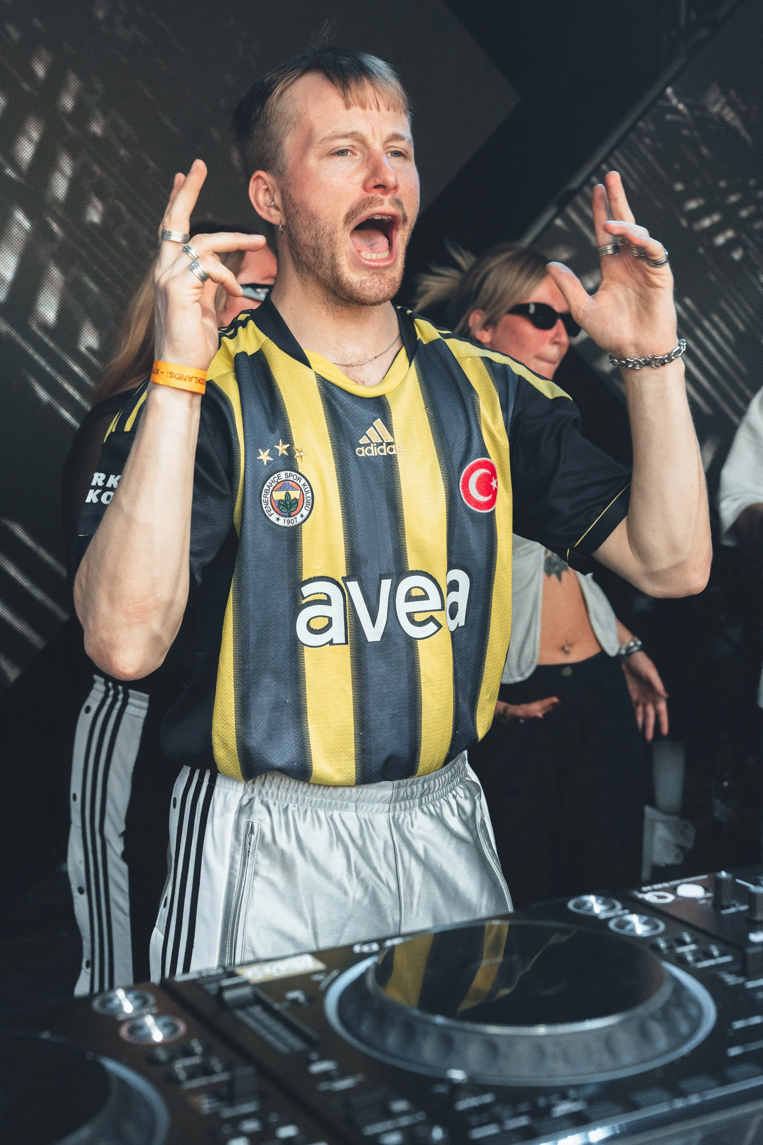 club-6.jpg