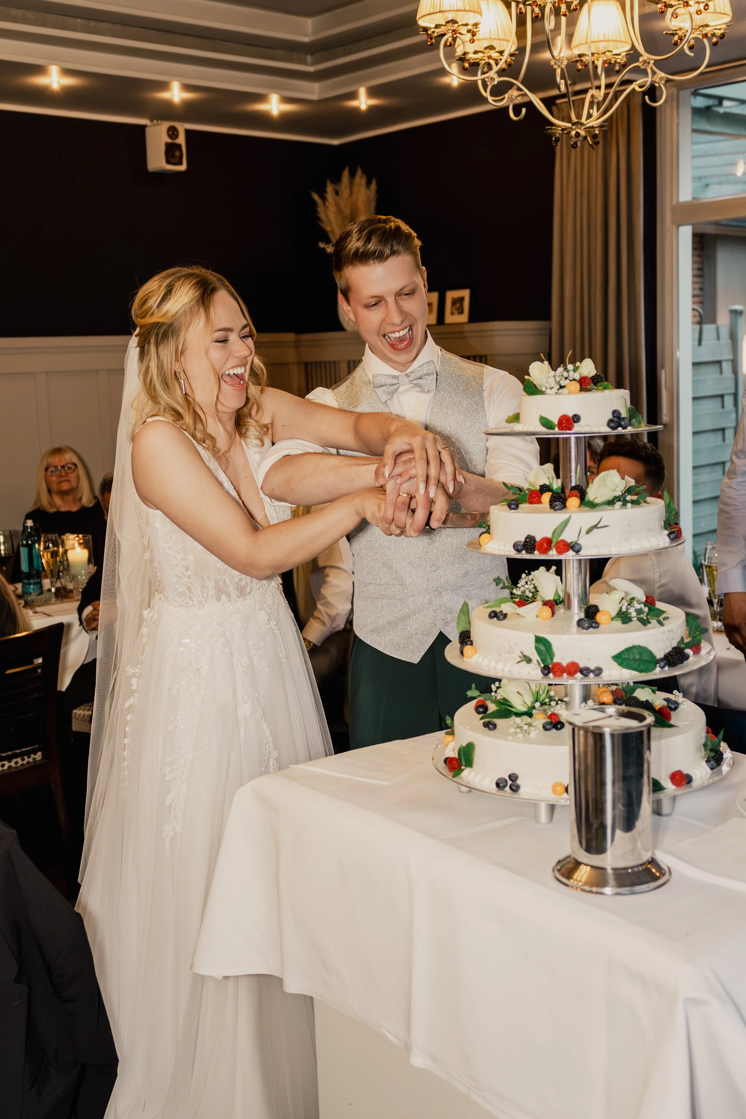 Anna & Lars_09.05.2026_Weddingsbytill-603.jpg