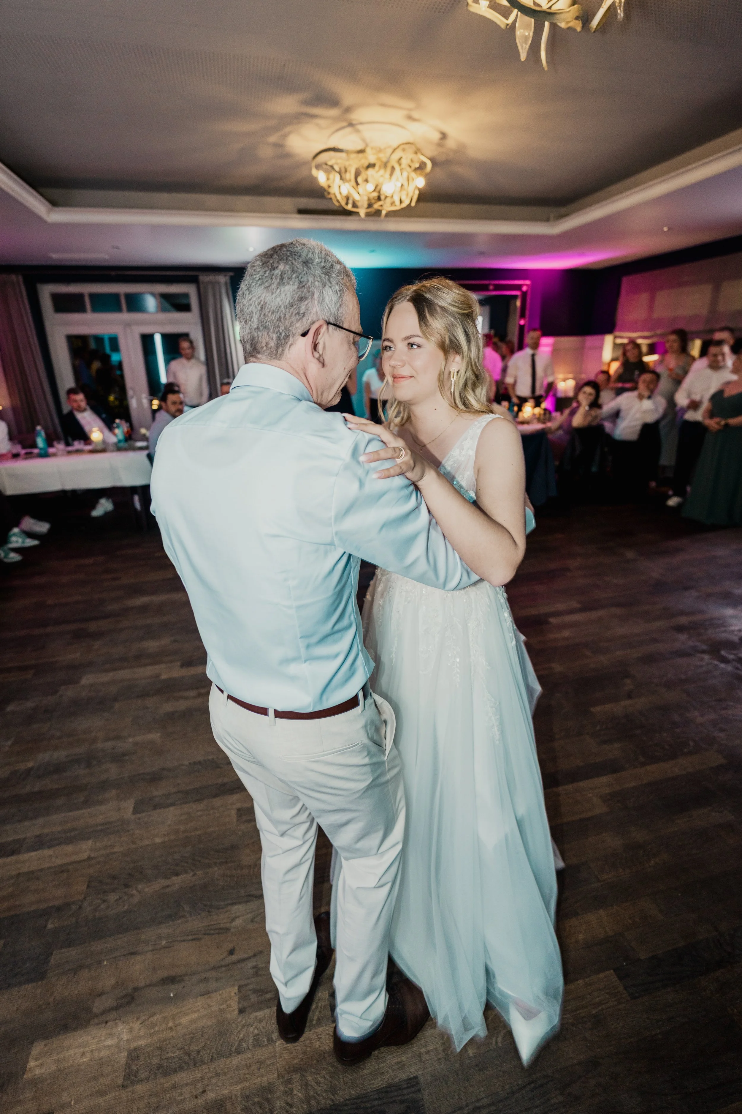 Anna & Lars_09.05.2026_Weddingsbytill-695.jpg