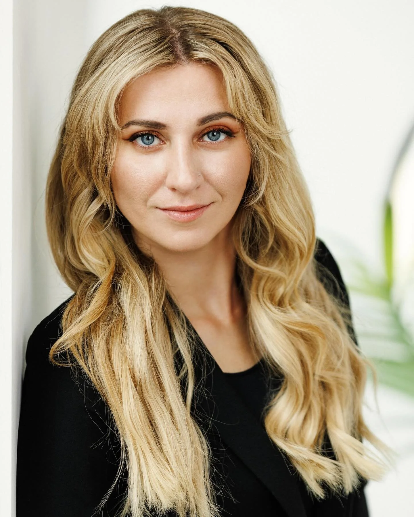 Alleya @alleyaviolin 

Violin 🎻 Musician 

#violin #violinplayer #musician #londonviolinist #composer #londonmusician #brandingphotography #brandingphotographer #londonheadshotphotographer #londonmusicianphotographer #musicianphotographer #royalorch