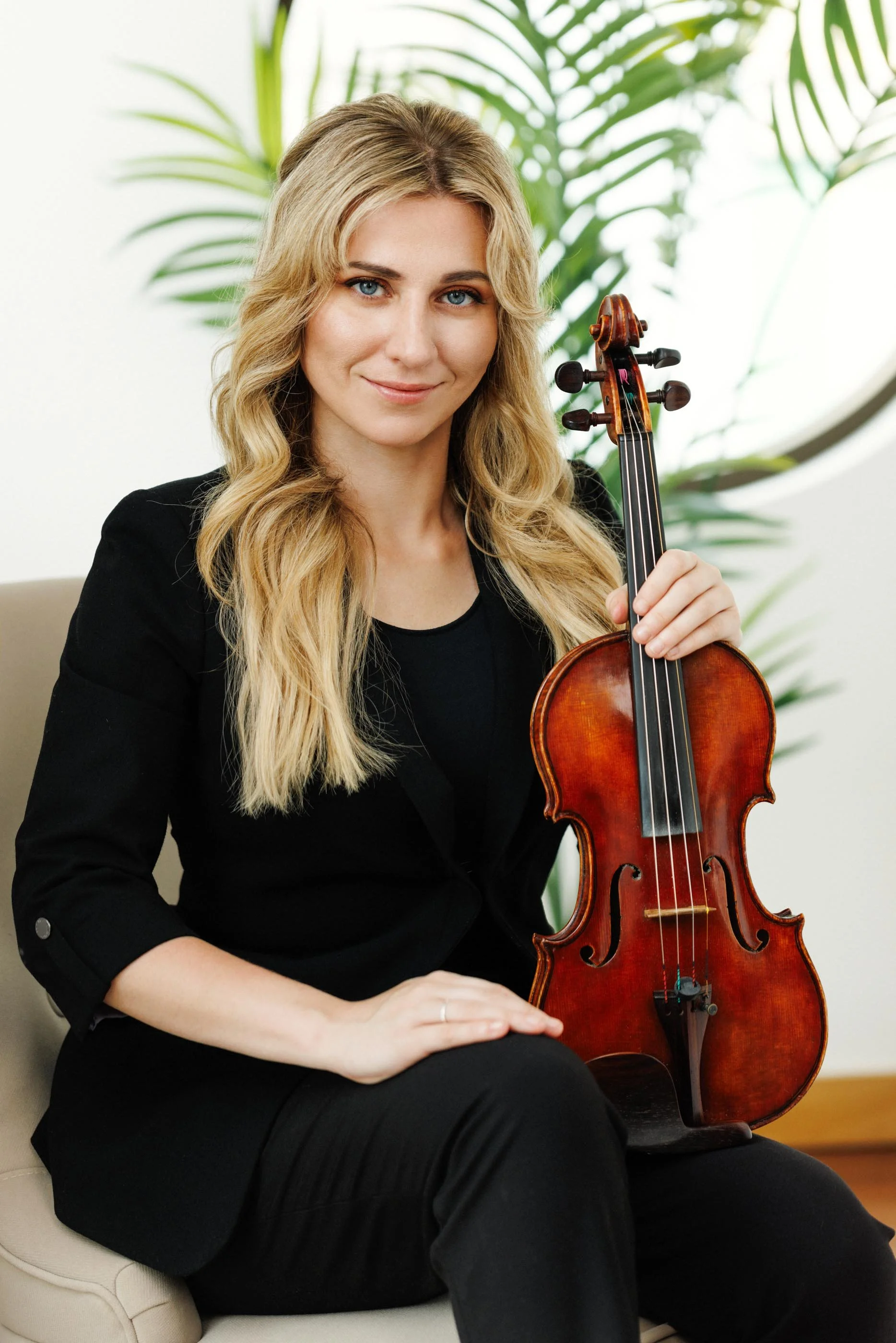 Angelique Portrait Photography- ALLEYA - 4.jpg