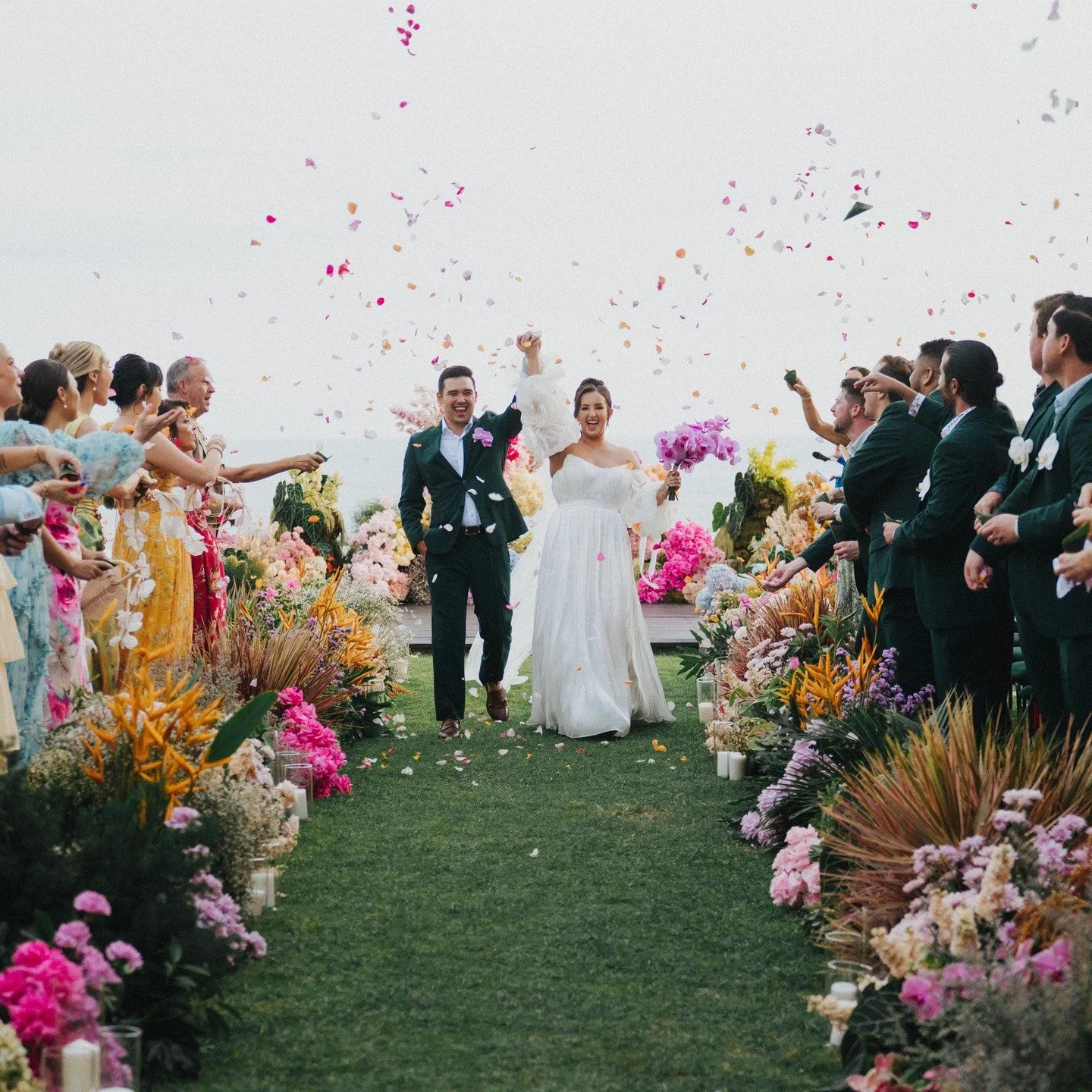 Next level ceremony set up for the gorgeous Audrey &amp; Alec - we can't get enough of these spectacular rainbow florals by @sandatfloral with dreamy styling by @soiree.society.events captured so perfectly by @terralogical 

#Bespokedesign #ceremony 