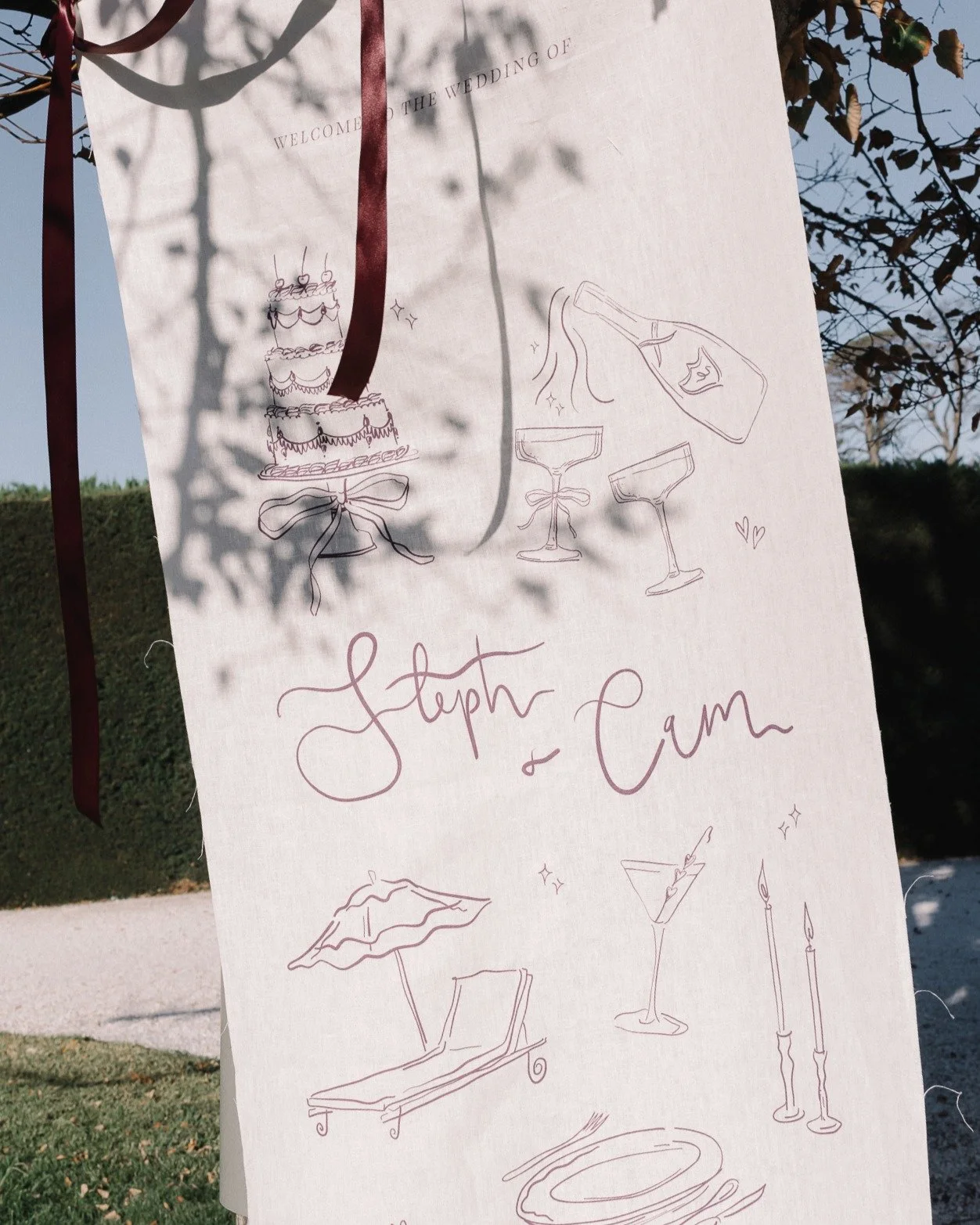 Steph &amp; Cam's gorgeous day with @clothandconfettievents at @mountwilliamstation was a vibe.

Featured here - our linen welcome sign from the Assemble Collection with hand-drawn illustrations

Photography @wildromanticphotography

#modernwedding #