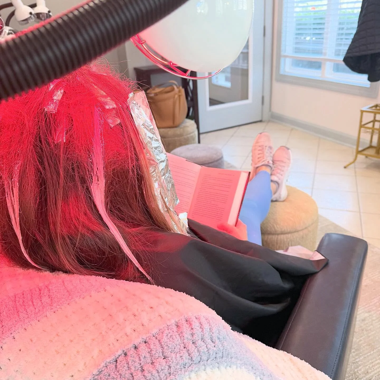 Most people think the shampoo is the best part buuutttttt this is a close second. 

No one, and I mean no one, gets enough time to put their feet up and crack open their latest escape. At @hue_society we made sure to give clients a comfy and prioriti