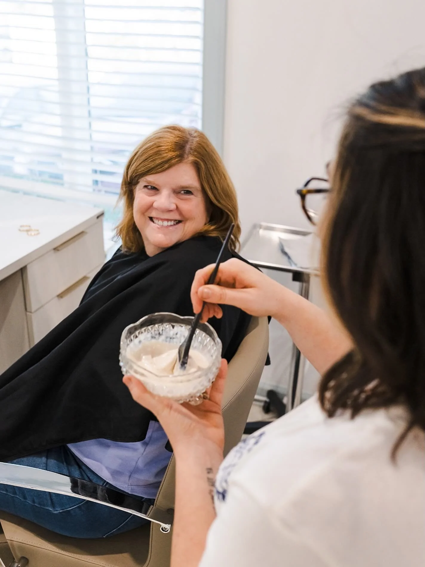 INDUSTRY BRAG 🤭

We get to maintain relationships while doing what we love Every. Single. Day. This client has known stylist @katyjbaugh since she was three years old, and now she sits in her chair and trusts her to make sure she looks exactly like 