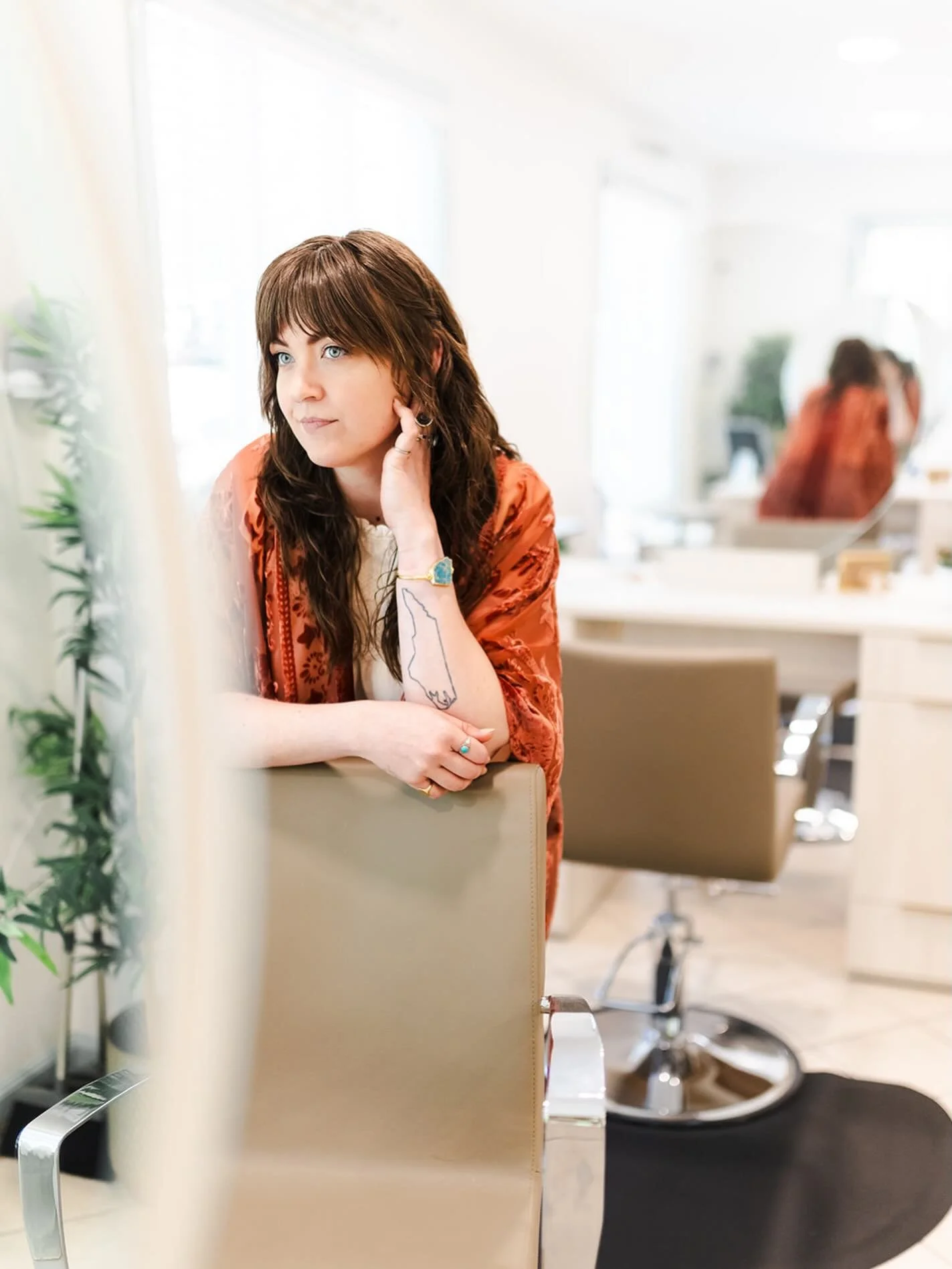 When is the last time you&rsquo;ve sat in front of a mirror and liked your reflection? Looked kindly at your features, your clothes, or the greatest influencer, your hair? 

Having a custom haircut that compliments your features can make you pause fo