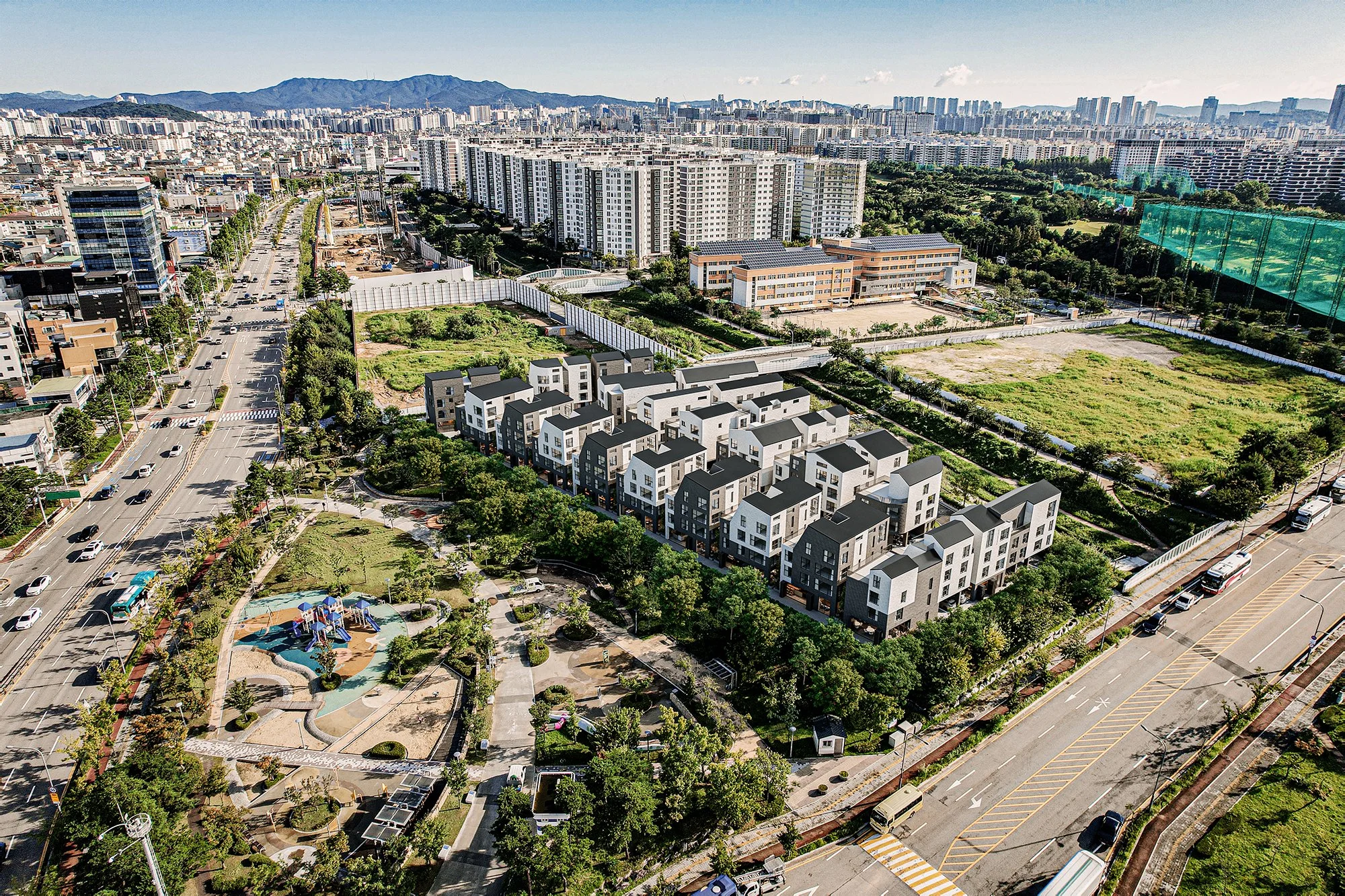 	도시 계획적 맥락 속에서 바라본 iPark City 조감도, 단지 배치와 맥락 강조