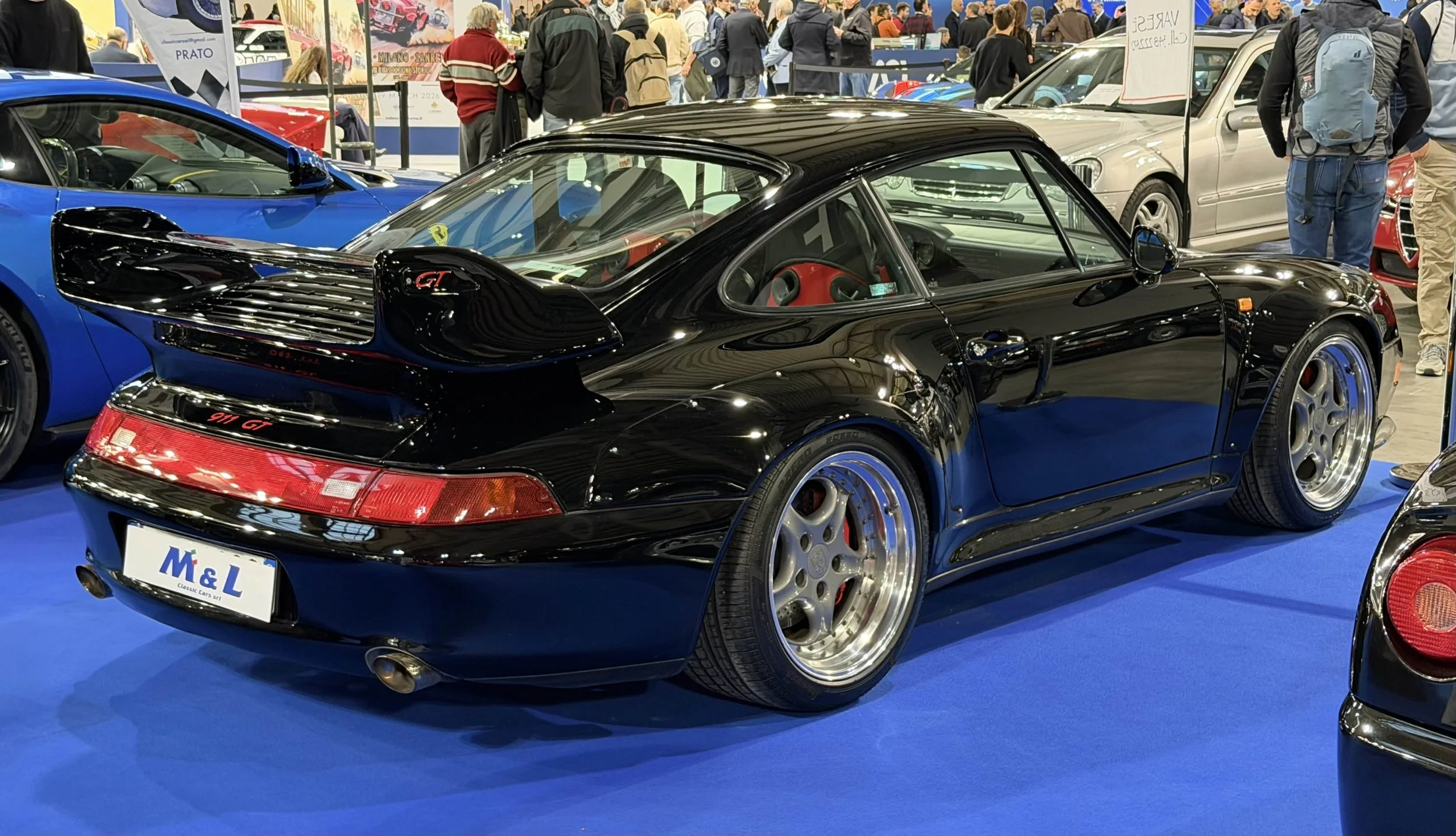 Porsche 911 GT (993 GT2 homologation car))
