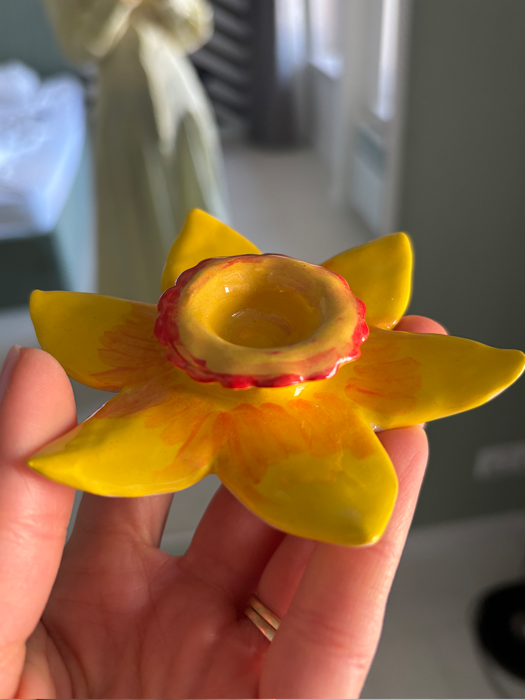 narsiss yellow 2.png