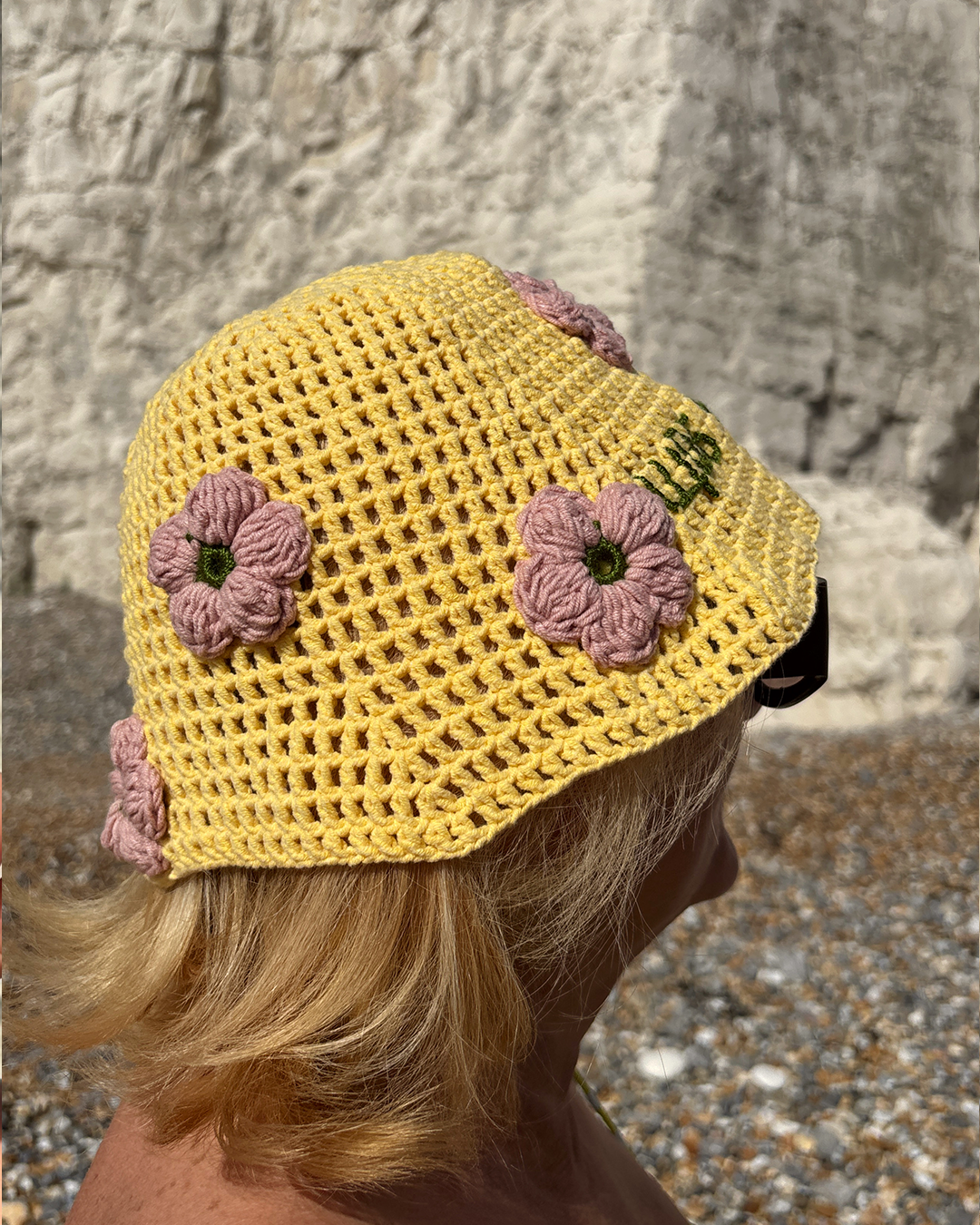 hat yellow 3.png