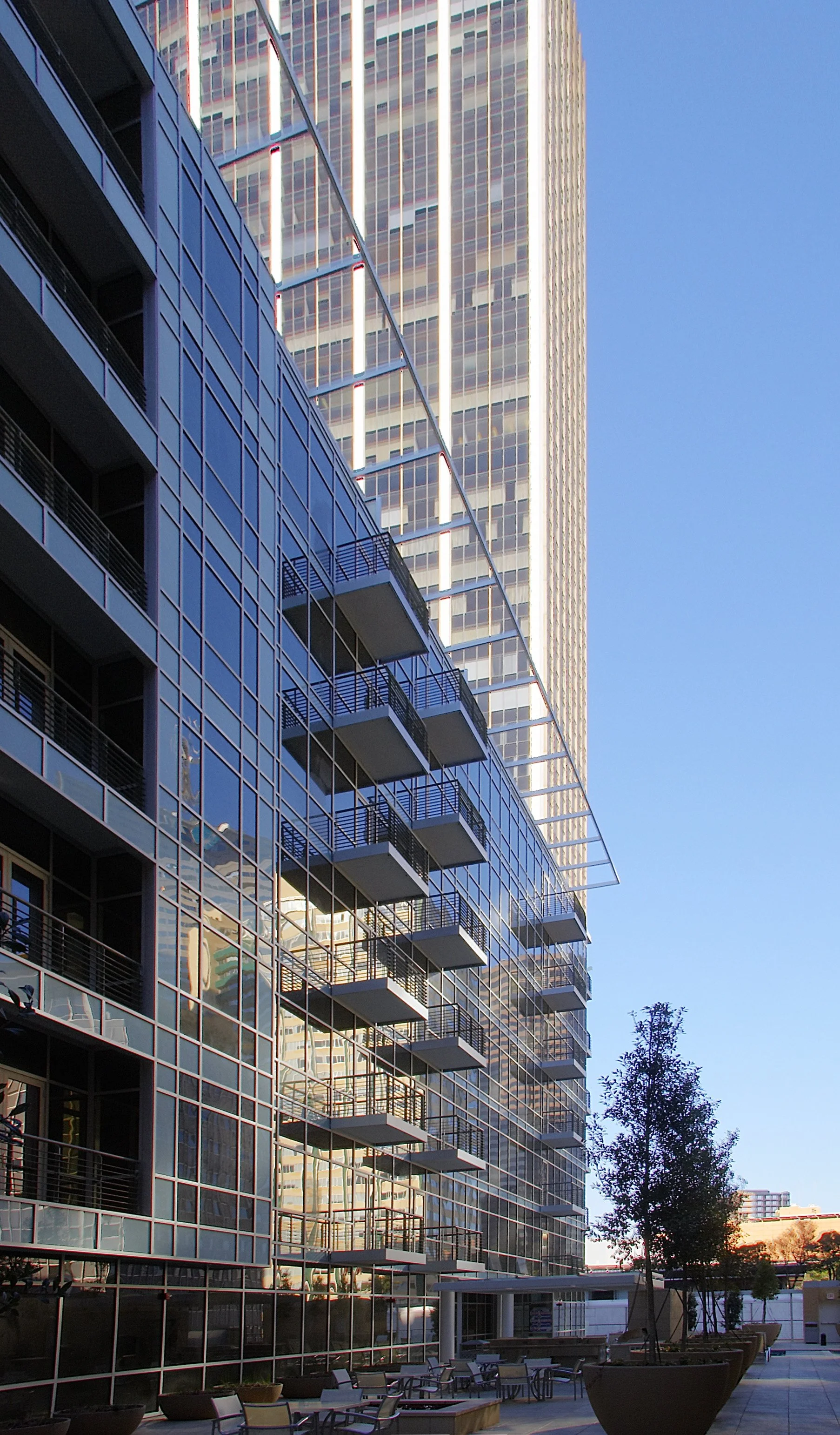 1407 Main TerraceNorth.JPG