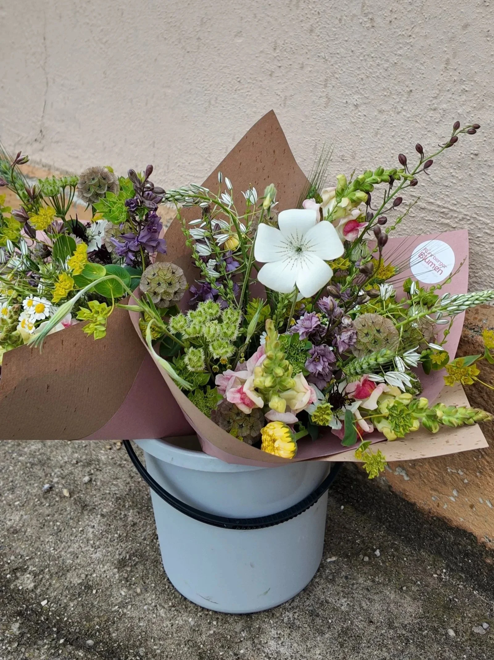 Blumenstrauß  Größe S - kleiner Blumengruß