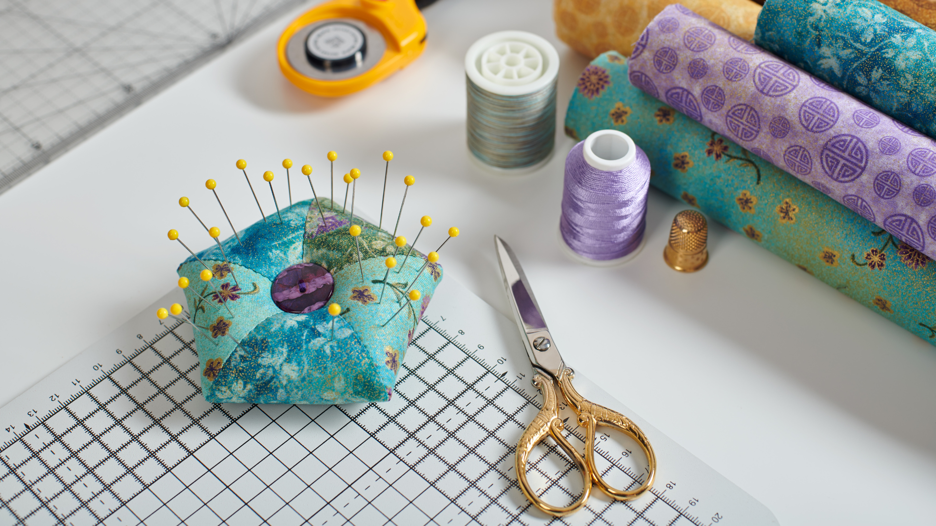 Pieces & Pages in Daytona Beach, FL