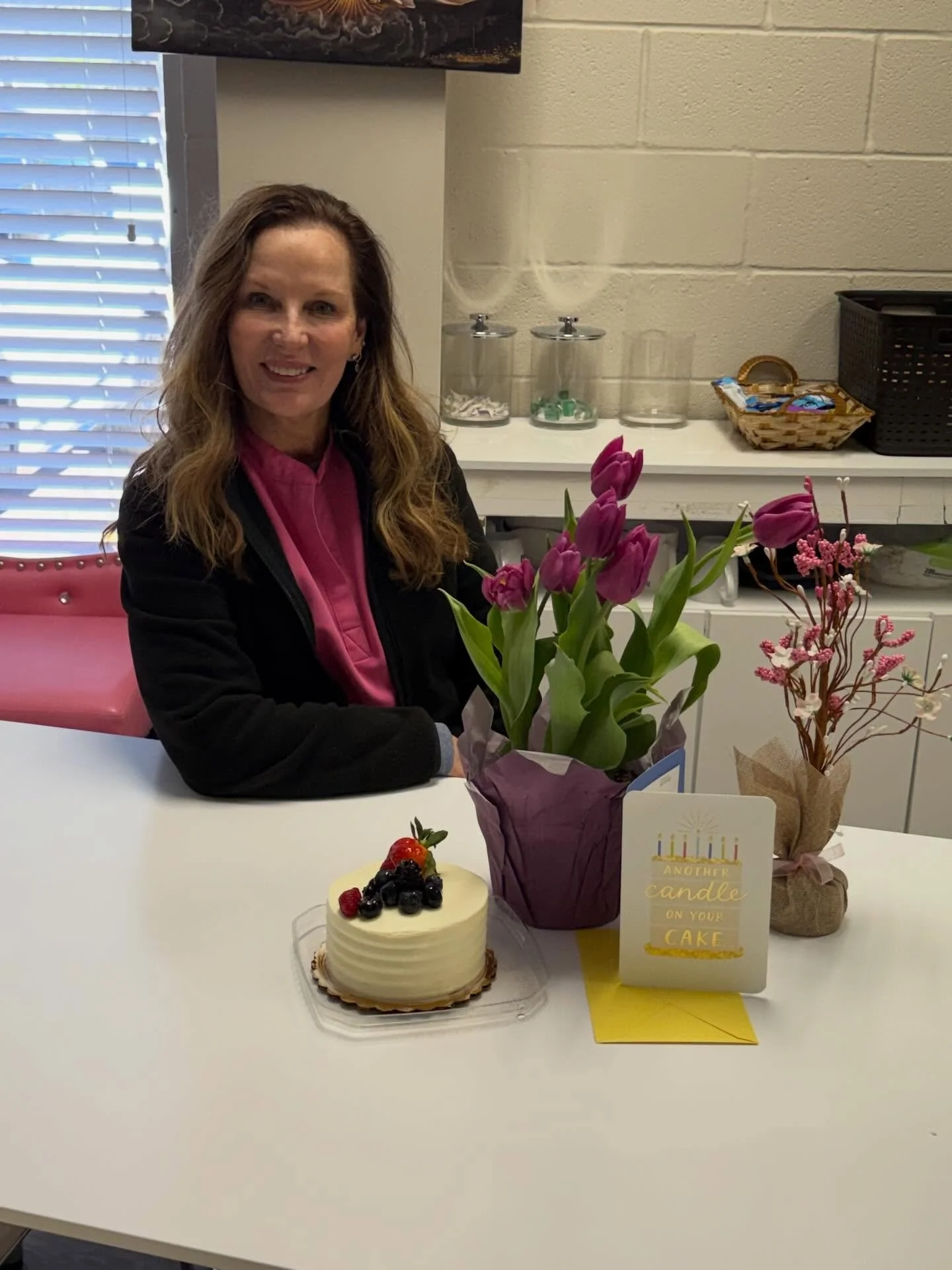 Happy Birthday, Amanda! You are a gifted injector and an all around terrific person! We love you! 💕