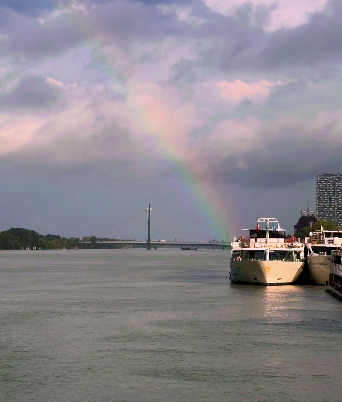 Why This Mother–Daughter River Cruise Will Stay With Me Forever