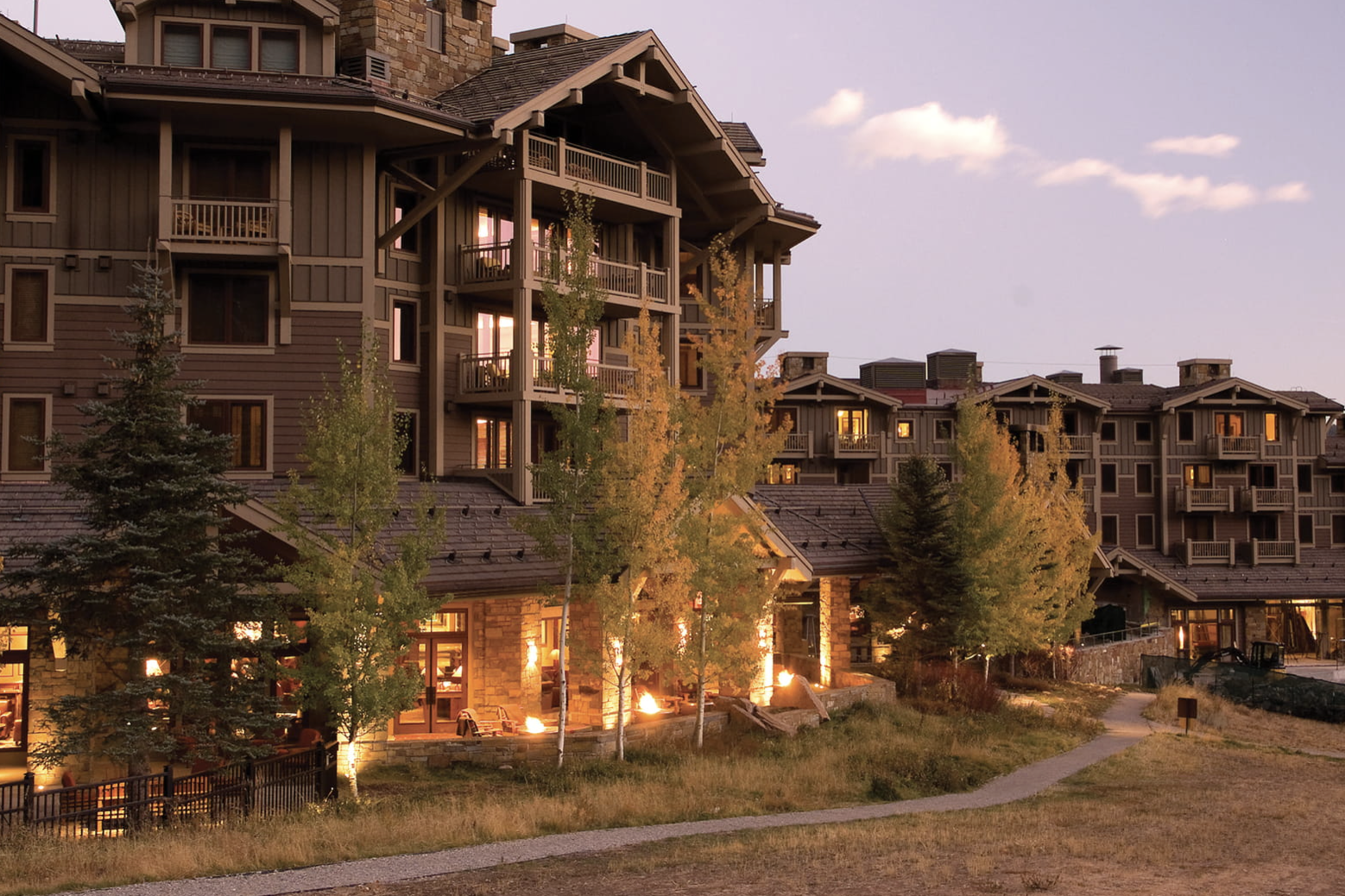 Four Seasons Resort Jackson Hole ⬇️