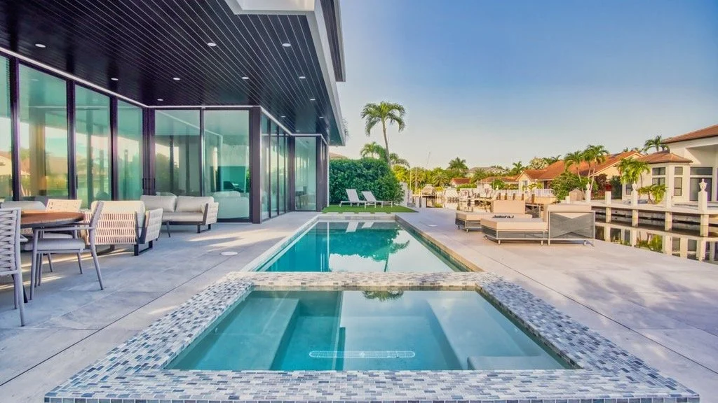 There’s something special about transforming a backyard into a family’s favorite place to be. 💦
Every project, like this Boca Raton retreat, is built on three core values: craftsmanship, innovation, and integrity.
Because your pool sho