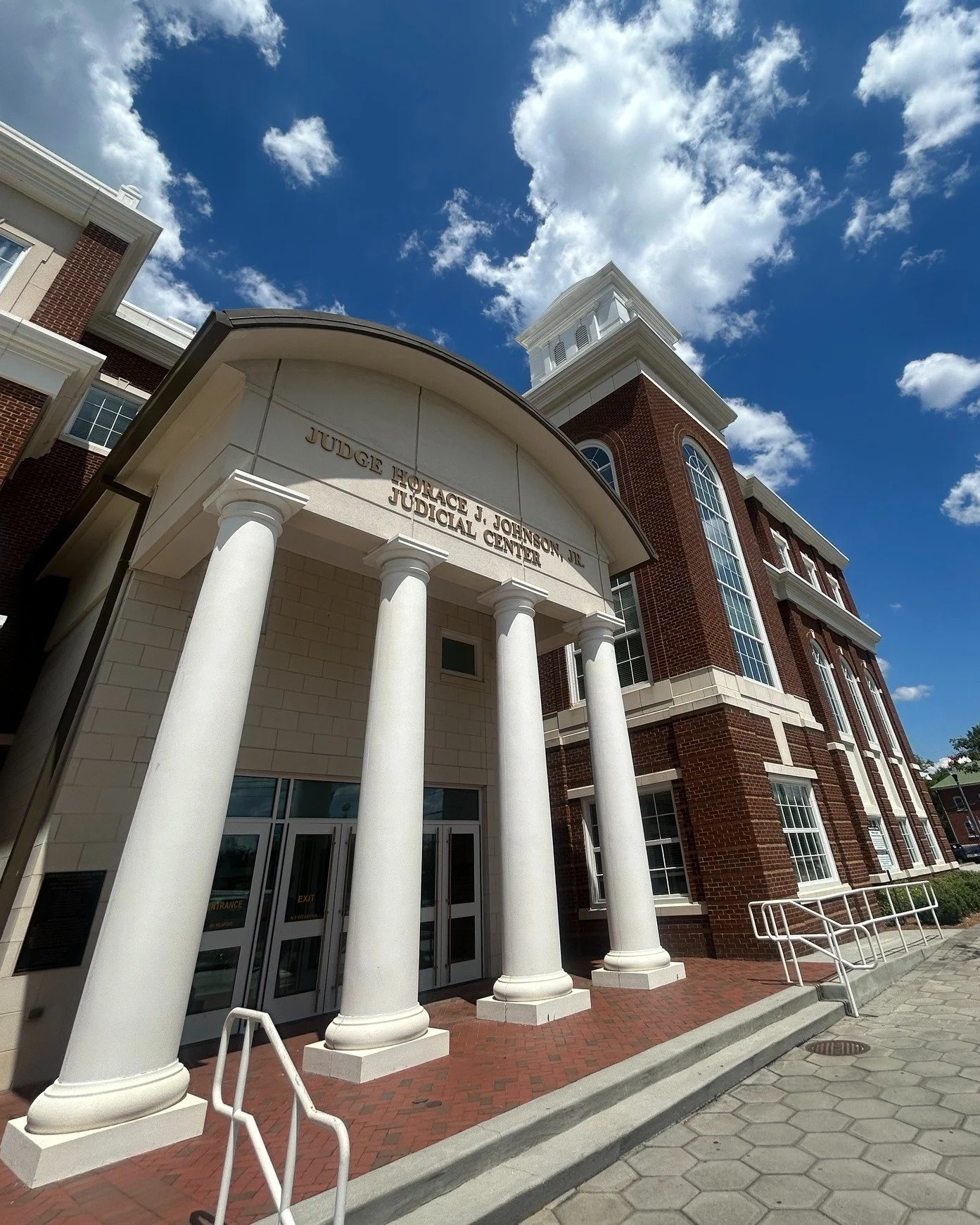 You don't need a law degree to be an advocate. 🎓

Our volunteers are everyday community members: teachers, business owners, parents, retirees, and local professionals who decided to speak up for a child in need. 📣

We are currently looking for new 