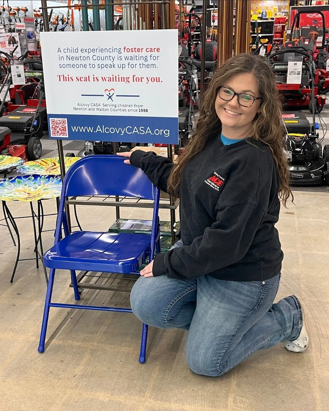 Spotted: an Alcovy CASA #fostercareawarenessmonth sign and chair at Mayfield Ace Hardware in Covington!

Thank you for supporting Alcovy CASA and children experiencing foster care!
@mayfieldacehardware 
#nationalfostercaremonth #FosterCare #CASAvolun