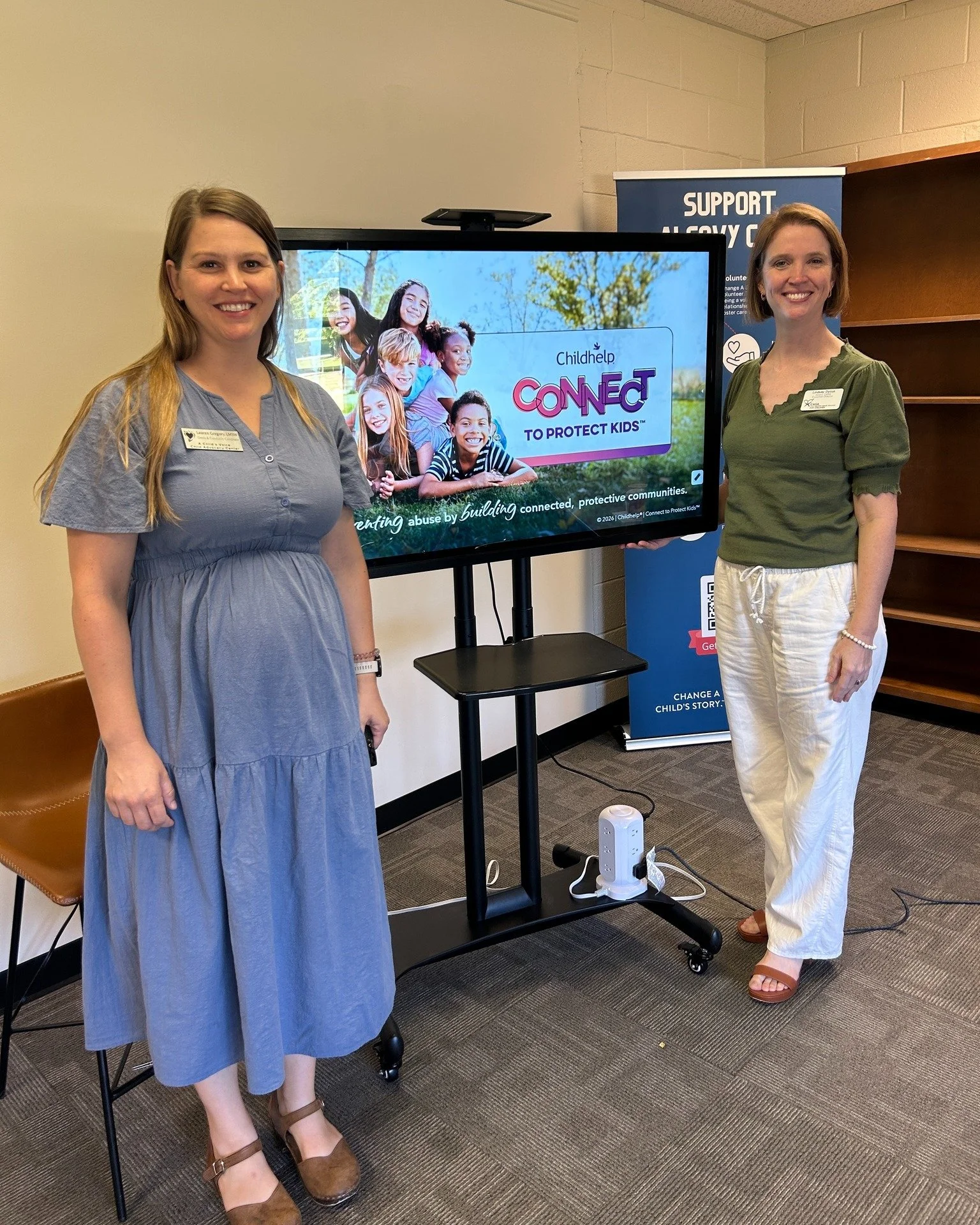 Thank you to Lauren Gregory from A Child's Voice Child Advocacy Center for presenting Connect to Protect Kids, a new training from Childhelp!

Our staff and volunteers learned how to prevent abuse by building connected, protective communities. We lef