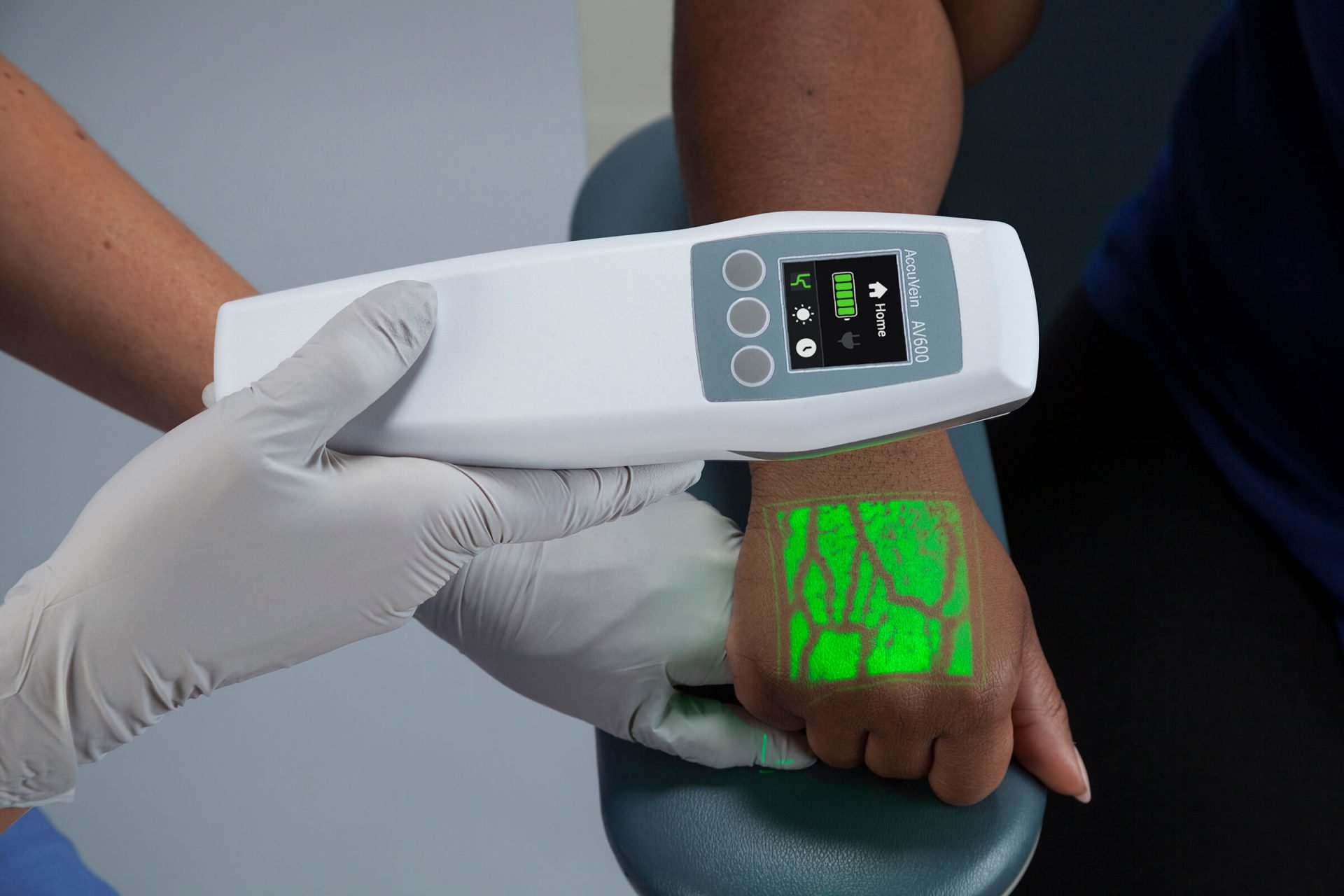 Advanced real-time vein visualization for comfortable in-office blood draws 