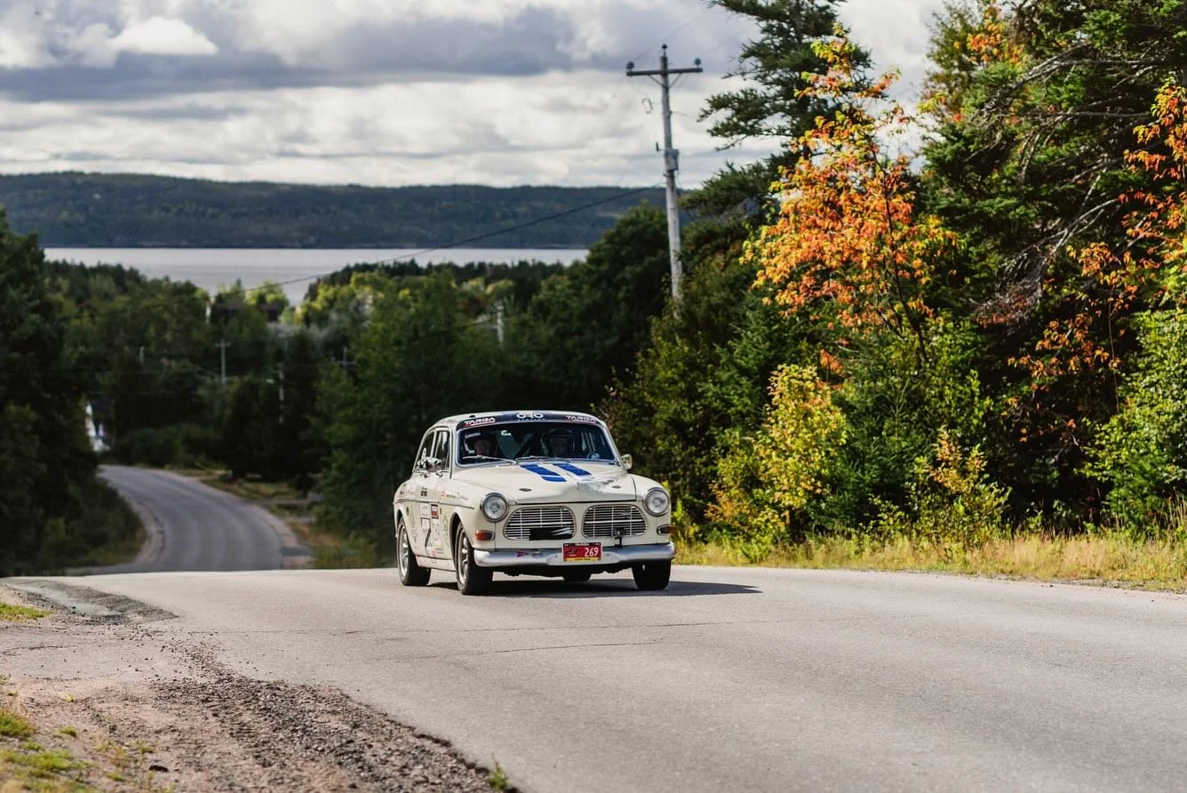 Our day so far @targanl 😎 and now , waiting for the guys to scream through Port Blandford 
.
.
.
#targa #racing #vintageracing #rally #volvo #volvoamazon #newfoundland